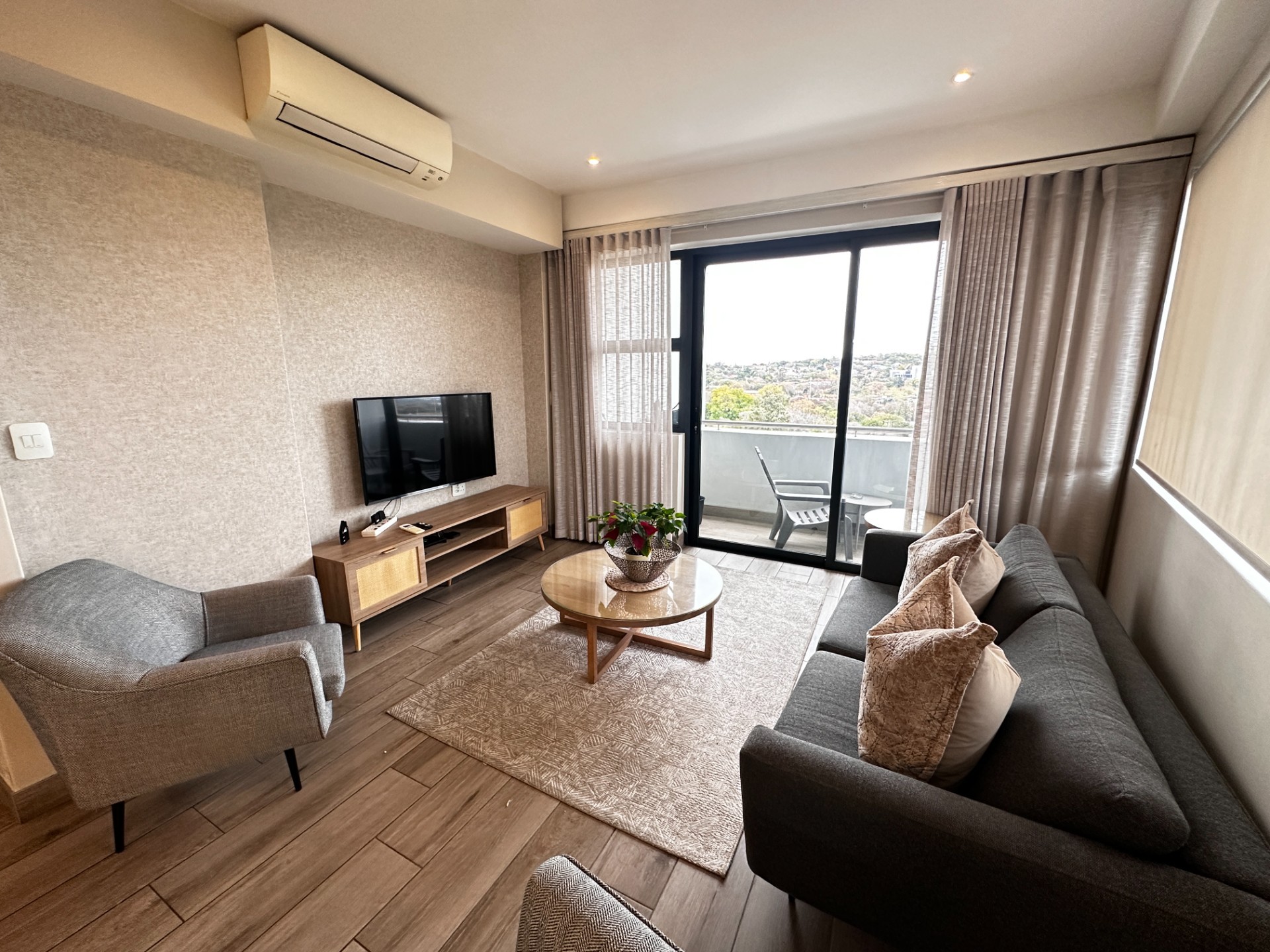 Apartment for sale in Menlyn, Pretoria, 86 m²