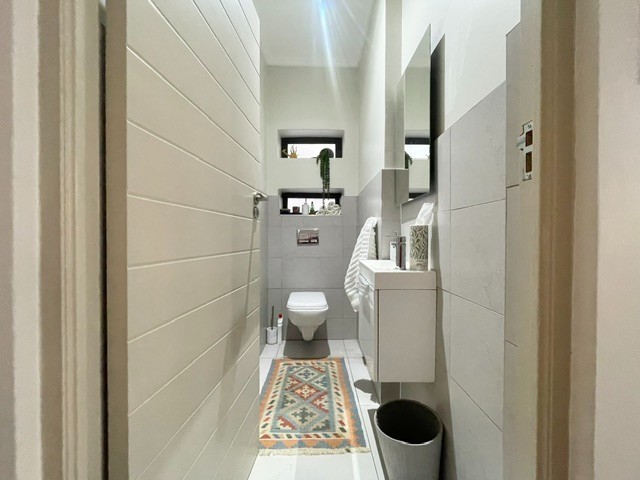 Gorgeous and modern Cluster with 3 Bed with 3 full en-suite Bathrooms