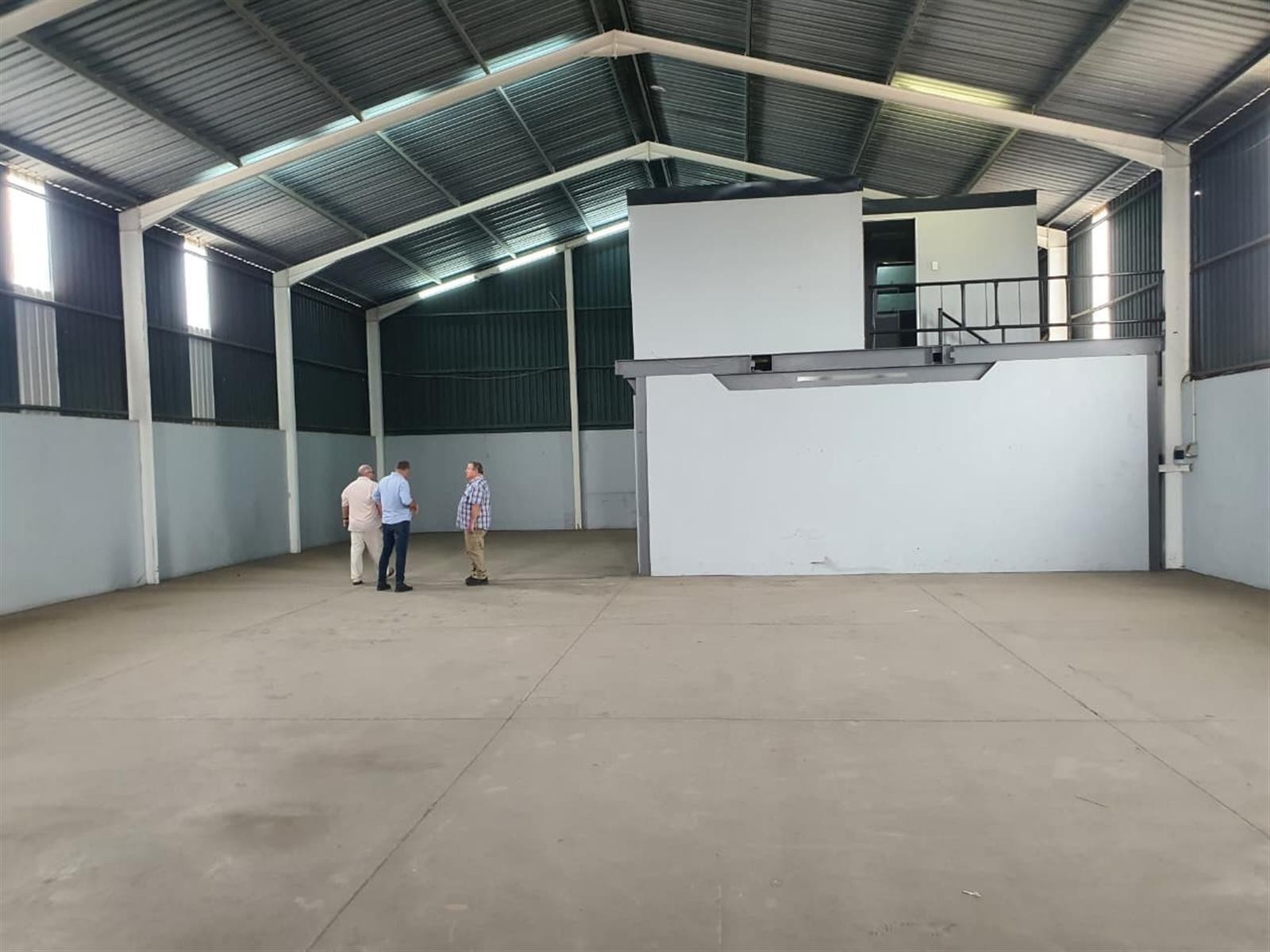 Warehouse To Rent in Cotswold, Port Elizabeth