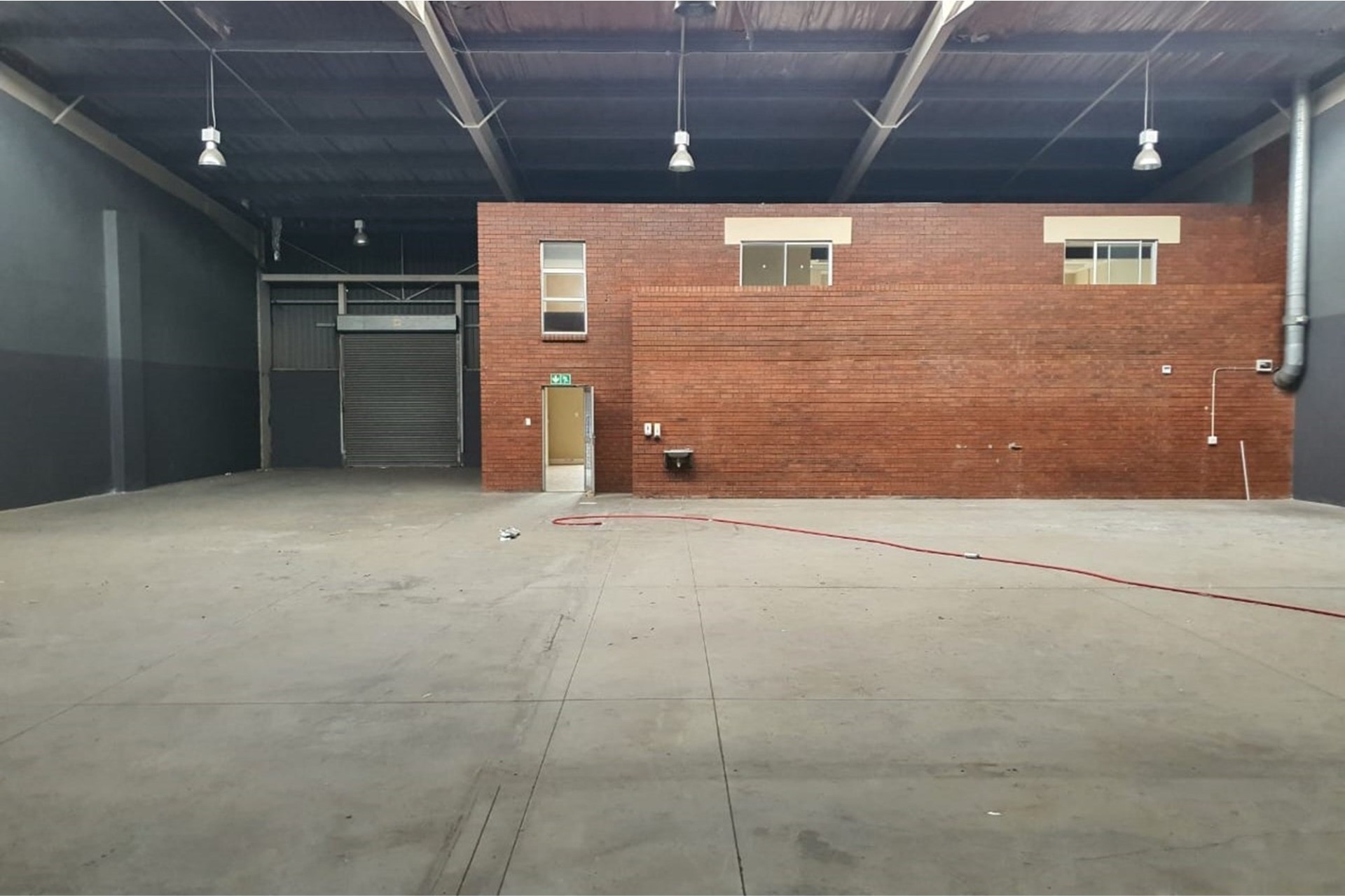 Warehouse To Rent in Greenbushes, Port Elizabeth