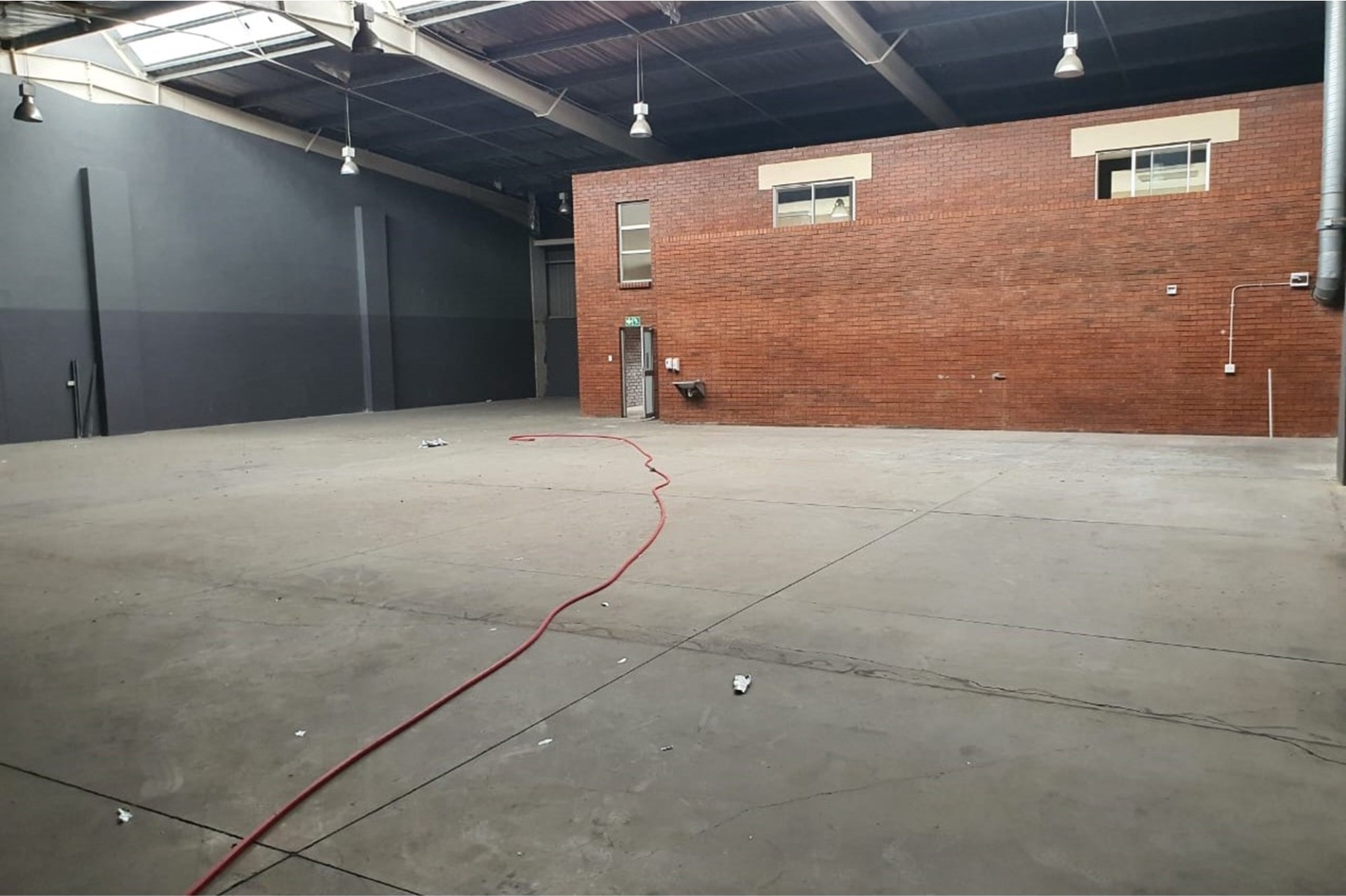 Warehouse To Rent in Greenbushes, Port Elizabeth
