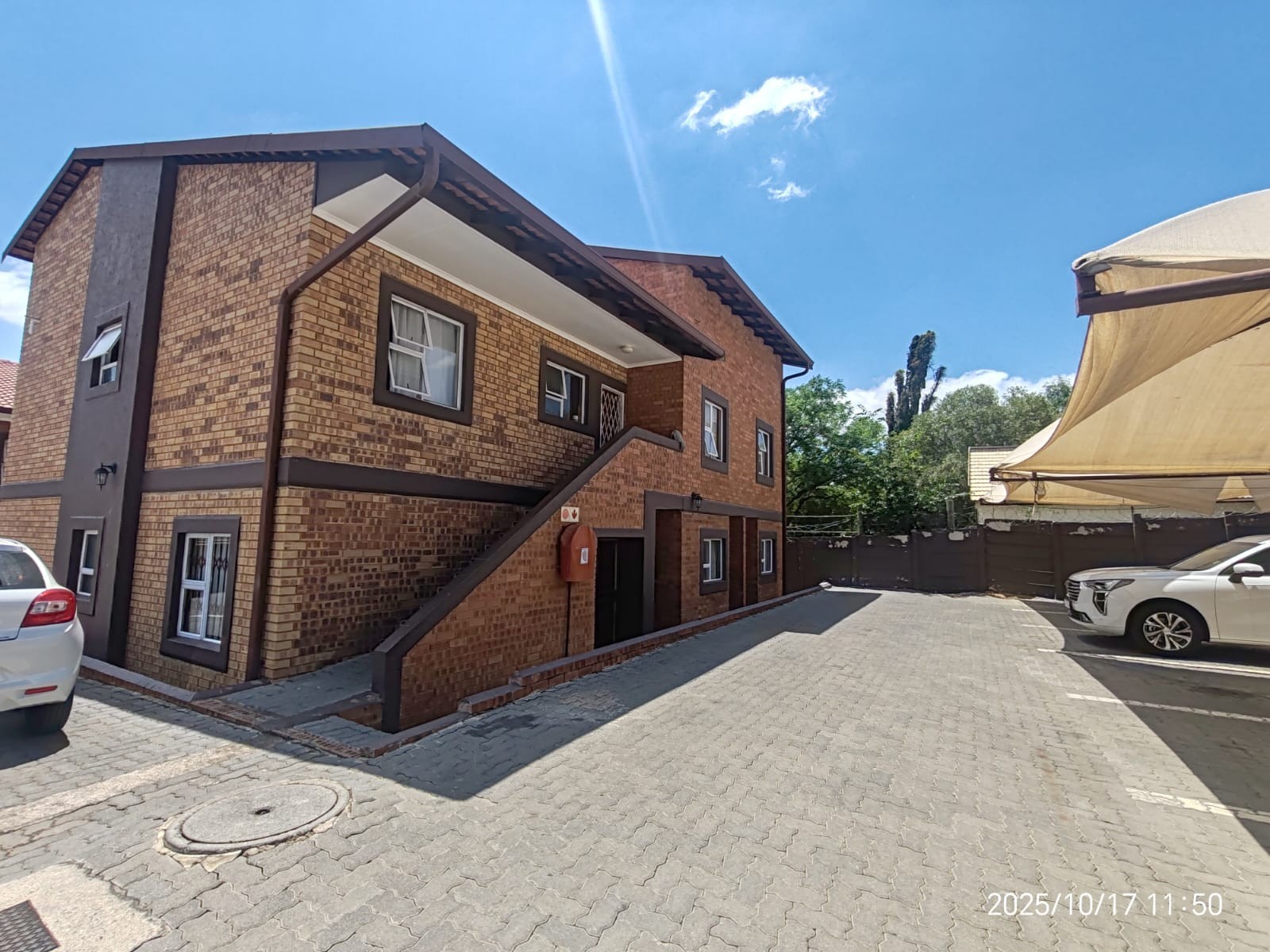 2 Bedroom Apartment to Rent - Lyndhurst, Johannesburg
