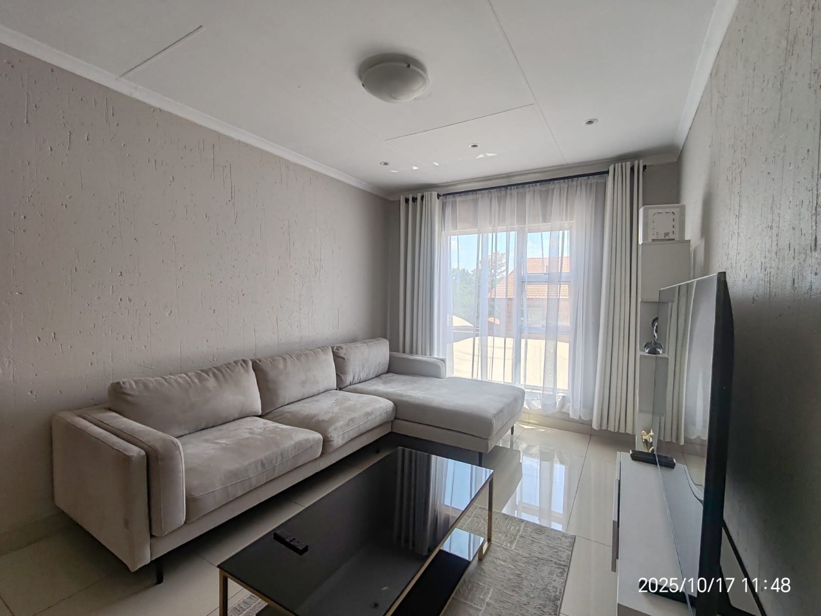 2 Bedroom Apartment to Rent - Lyndhurst, Johannesburg