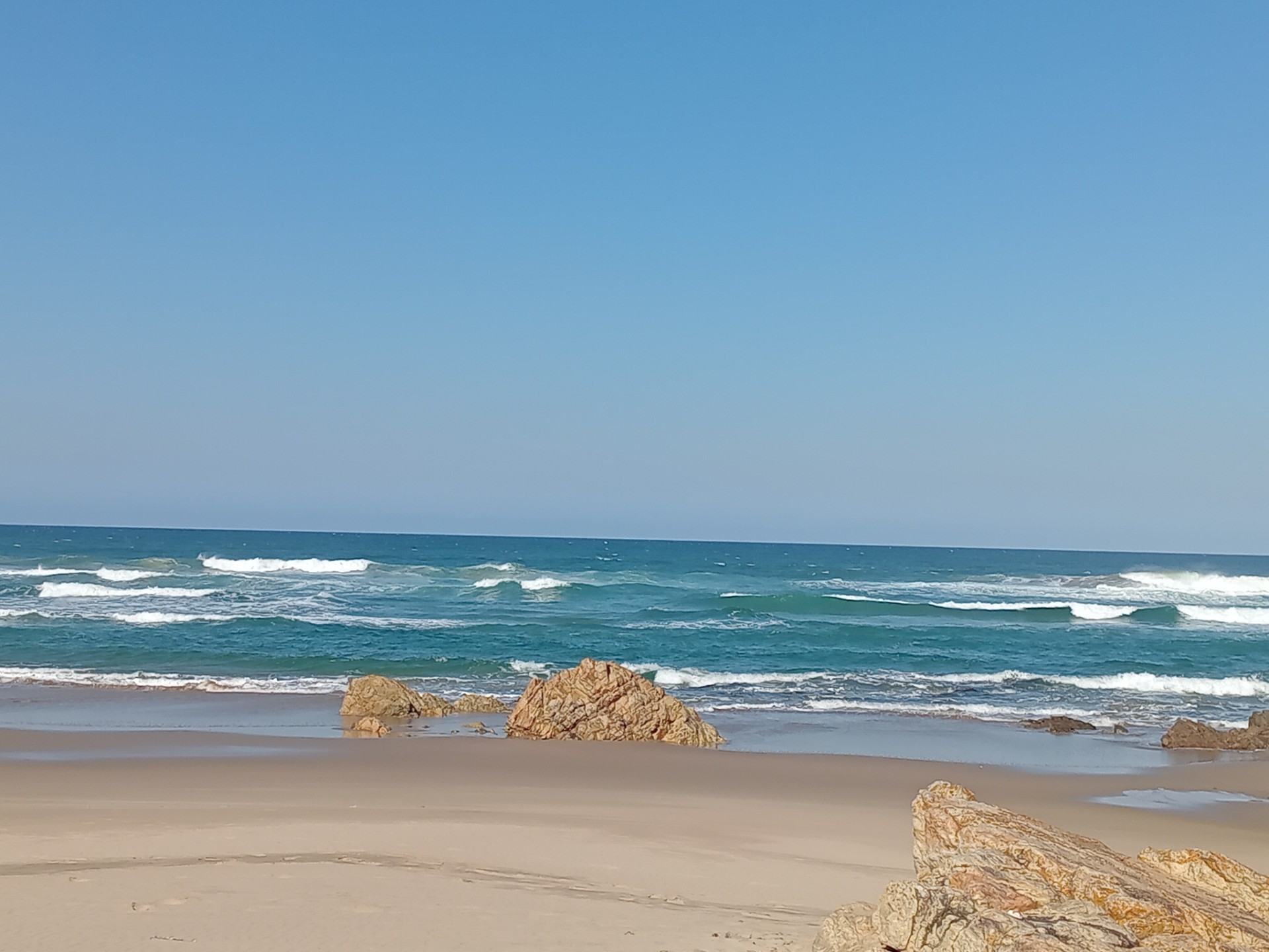 A QUIET COASTAL ESCAPE - YOUR DREAM STARTS HERE!
