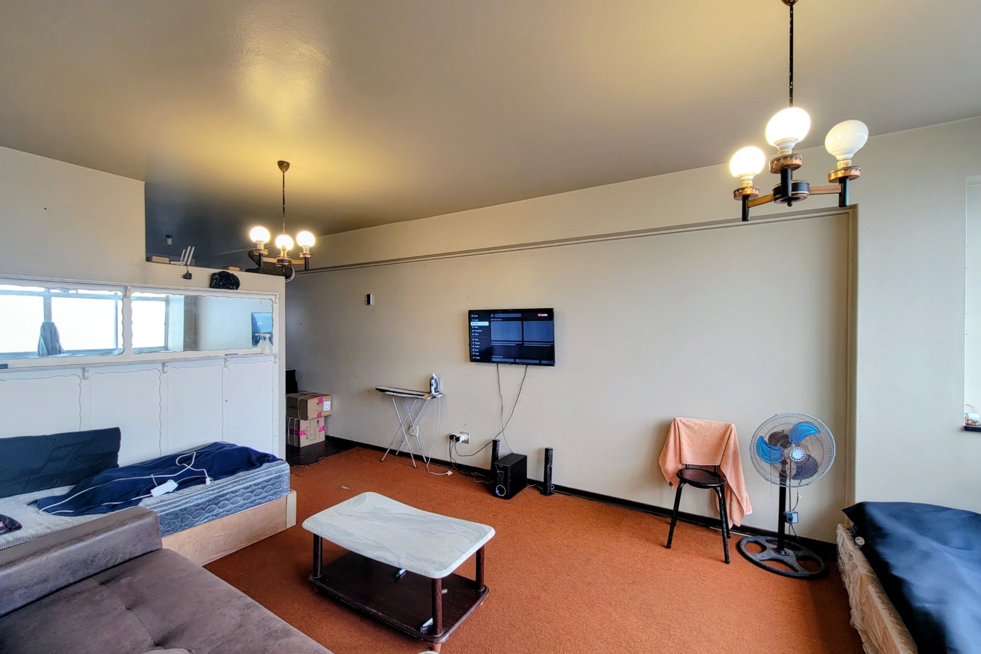 1.5 Bed Unit with Undercover Parking