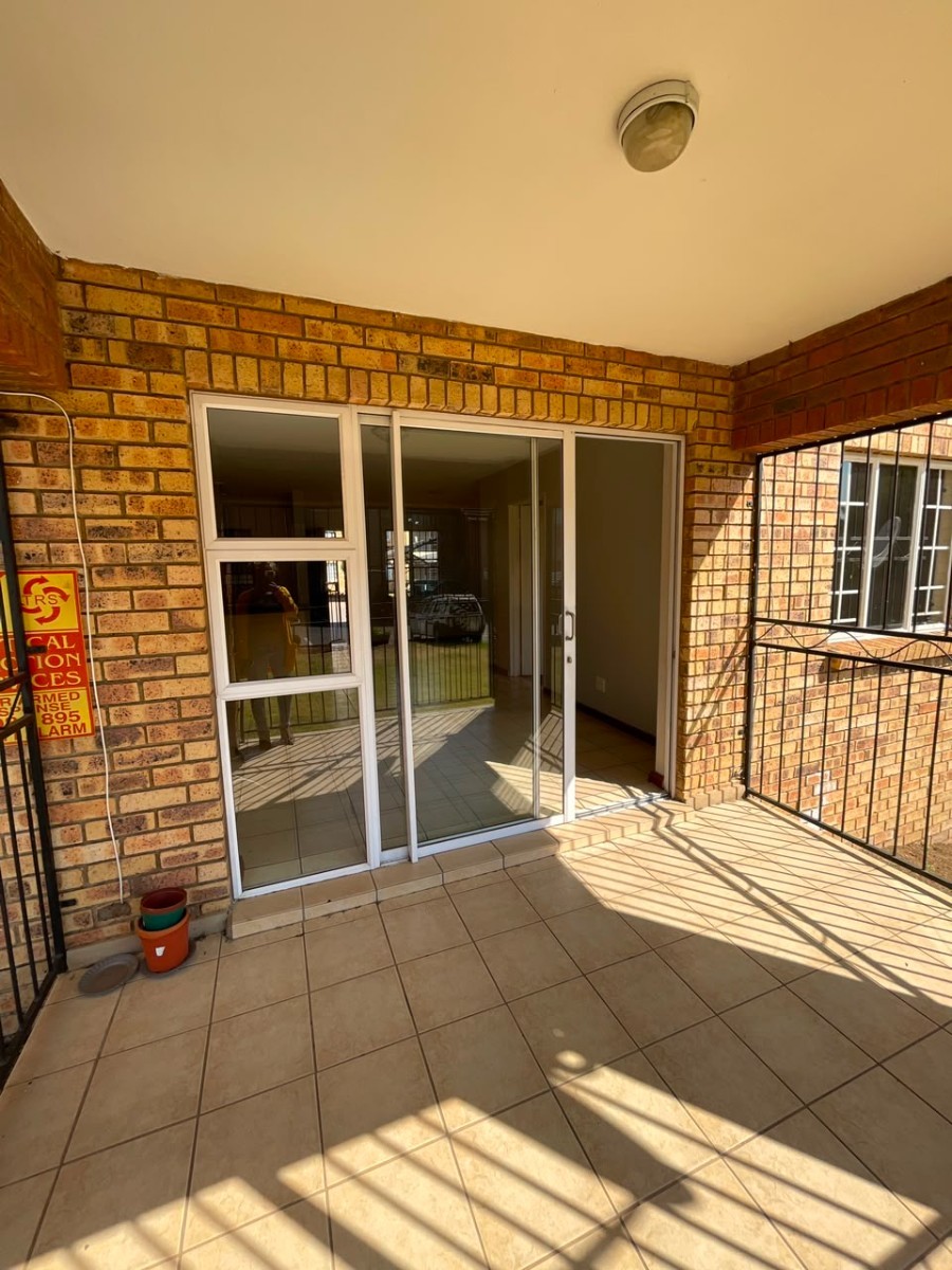 2 Bedroom Apartment To Rent in Midrand