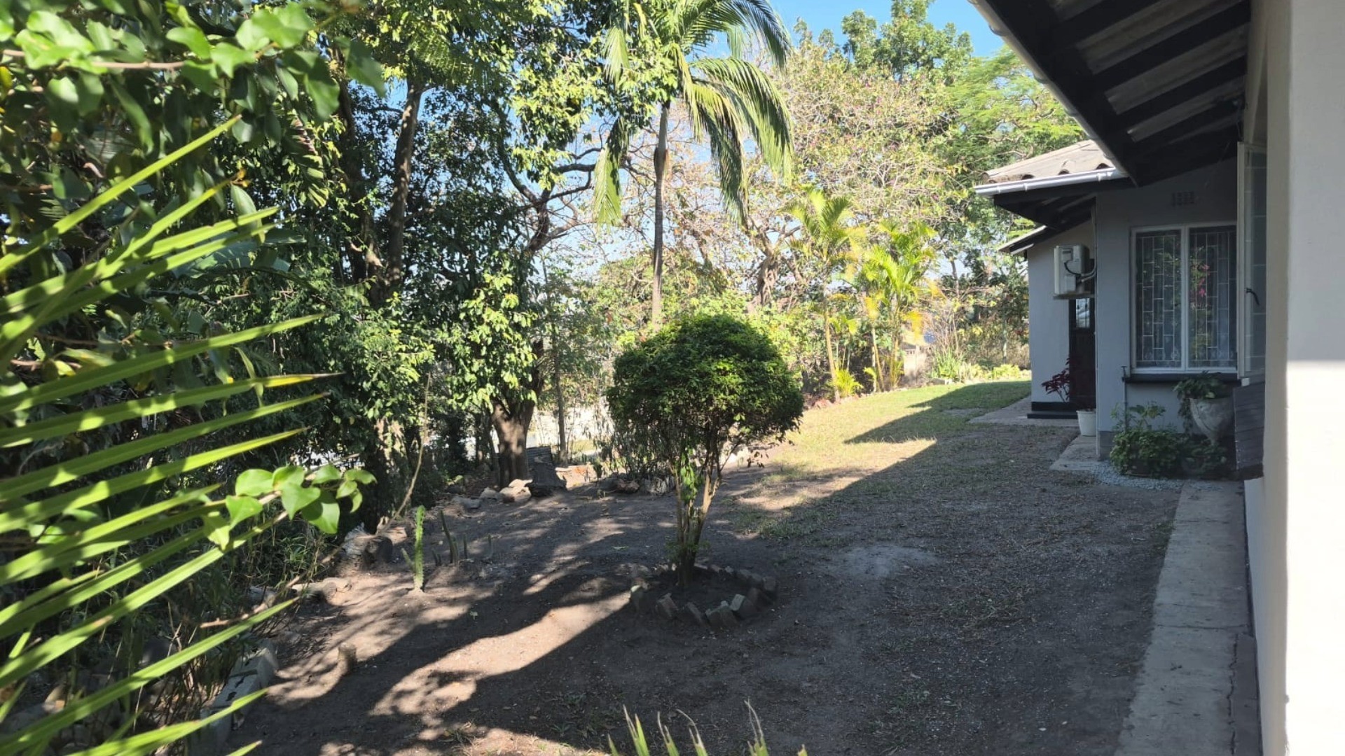 Spacious 3-Bedroom Family Home with Two Income-Generating Flats