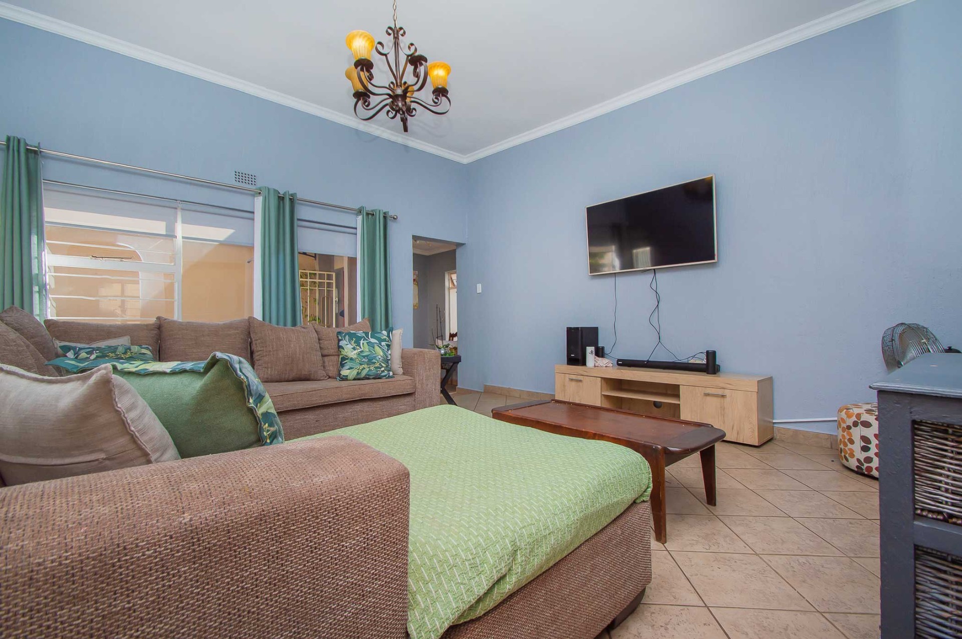Prestigious Upper Noordheuwel - Four Bedrooms in One of the Area's Finest Locations