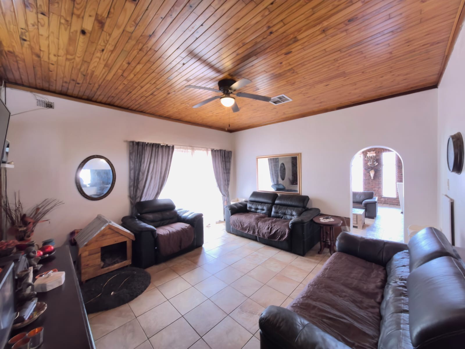 House for sale in Rhodesdene, Kimberley, 1089 m²