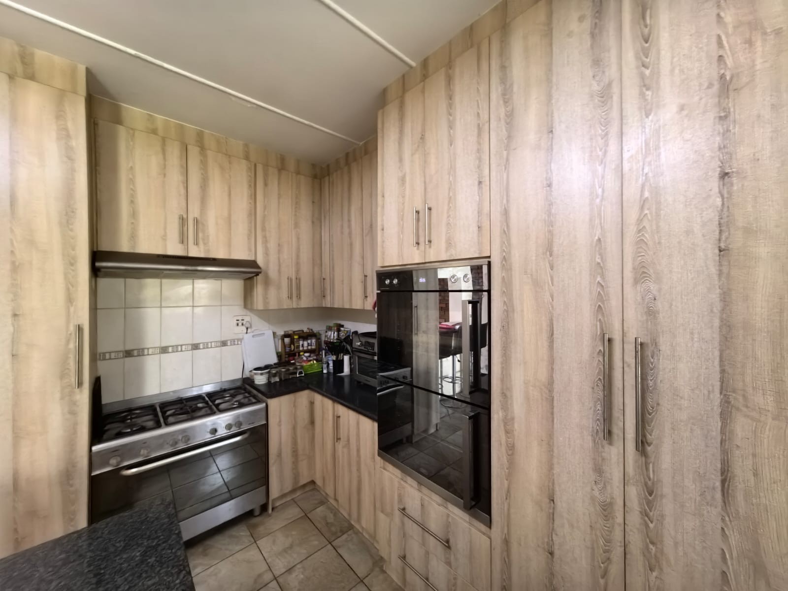 House for sale in Rhodesdene, Kimberley, 1089 m²