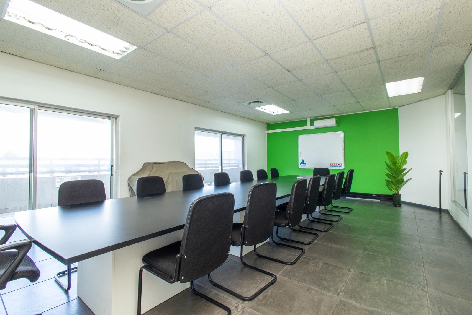 Office For Sale in Montague Gardens, Milnerton