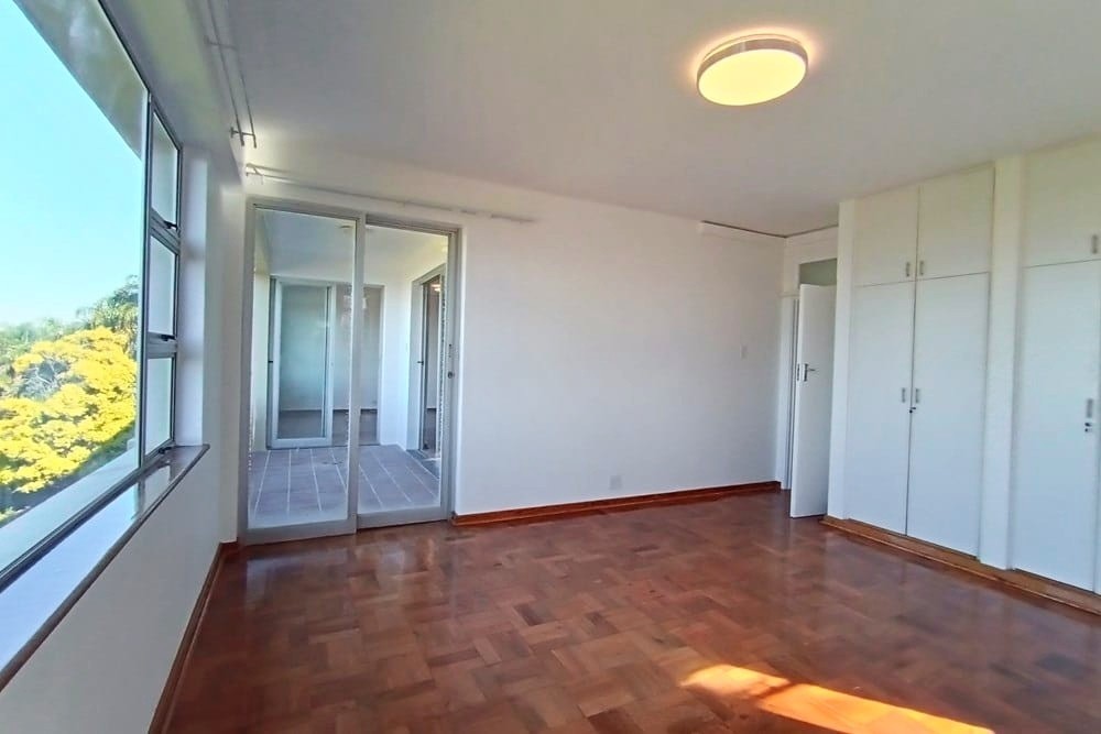 Upmarket 2 Bedroom Apartment at Prime Morningside Location