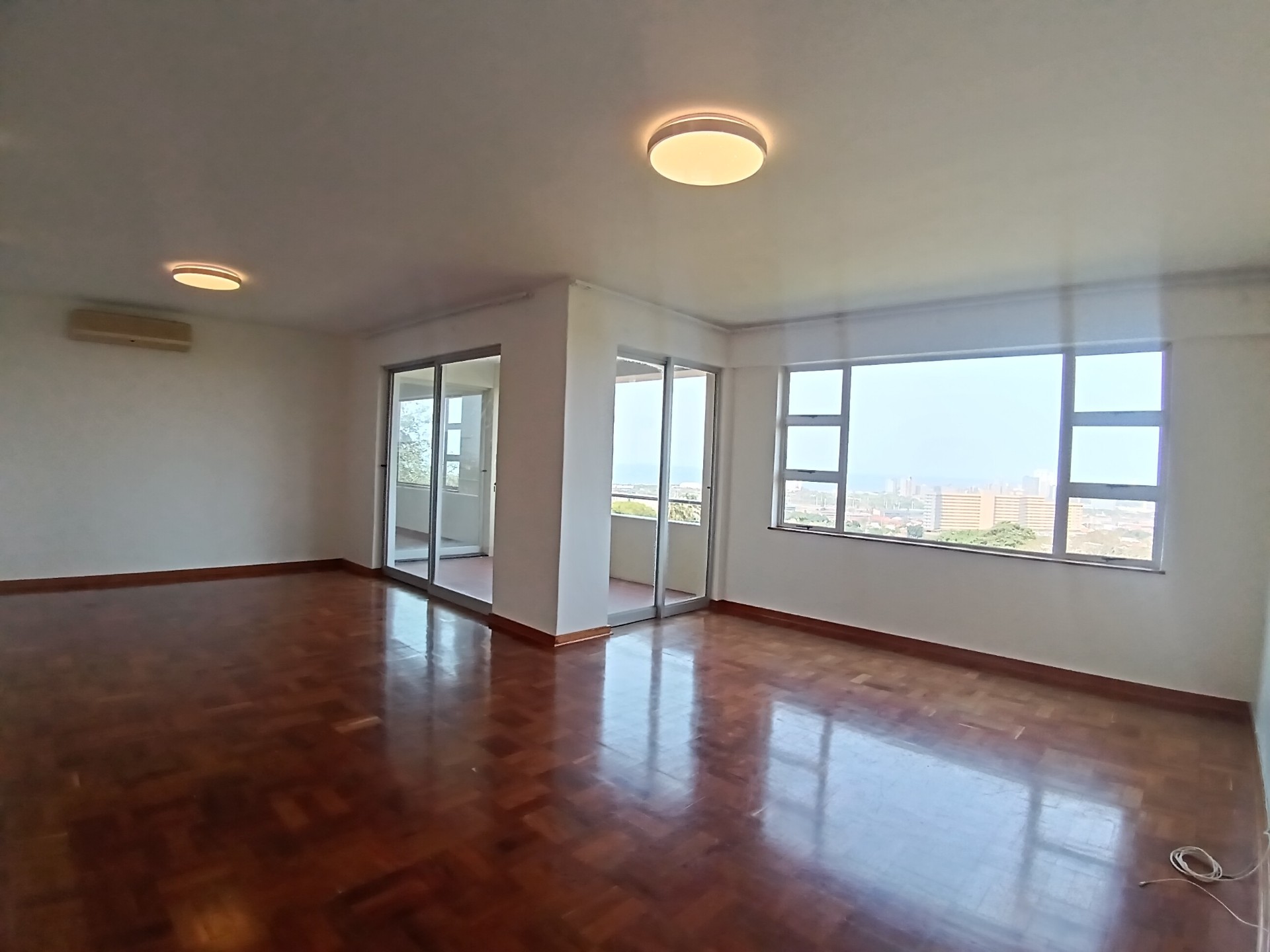Apartment for rent in Morningside, Durban, KwaZulu Natal, 110 m²