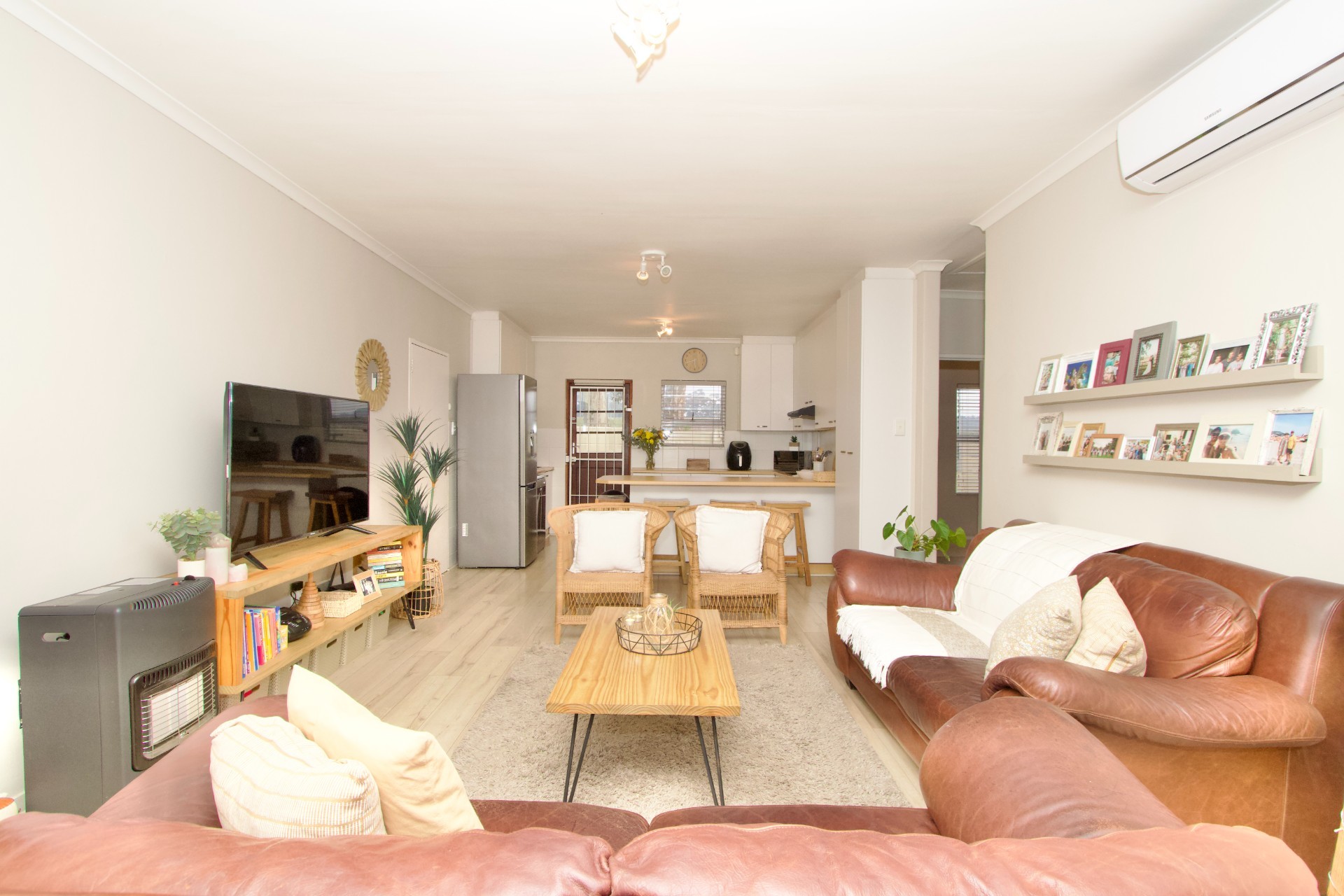 Entertainer's Delight in Secure Sonstraal Heights