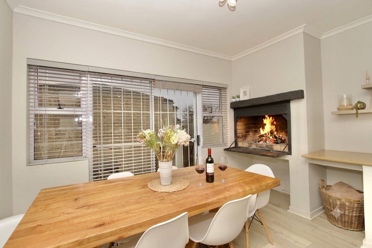 Entertainer's Delight in Secure Sonstraal Heights