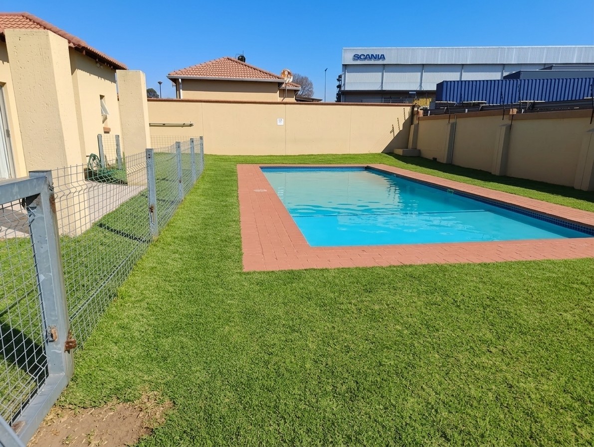 Apartment For Sale in Ormonde View, Ormonde, Johannesburg