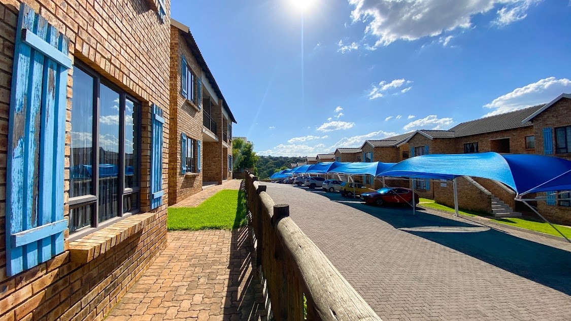 Apartment For Sale in South Crest, Alberton