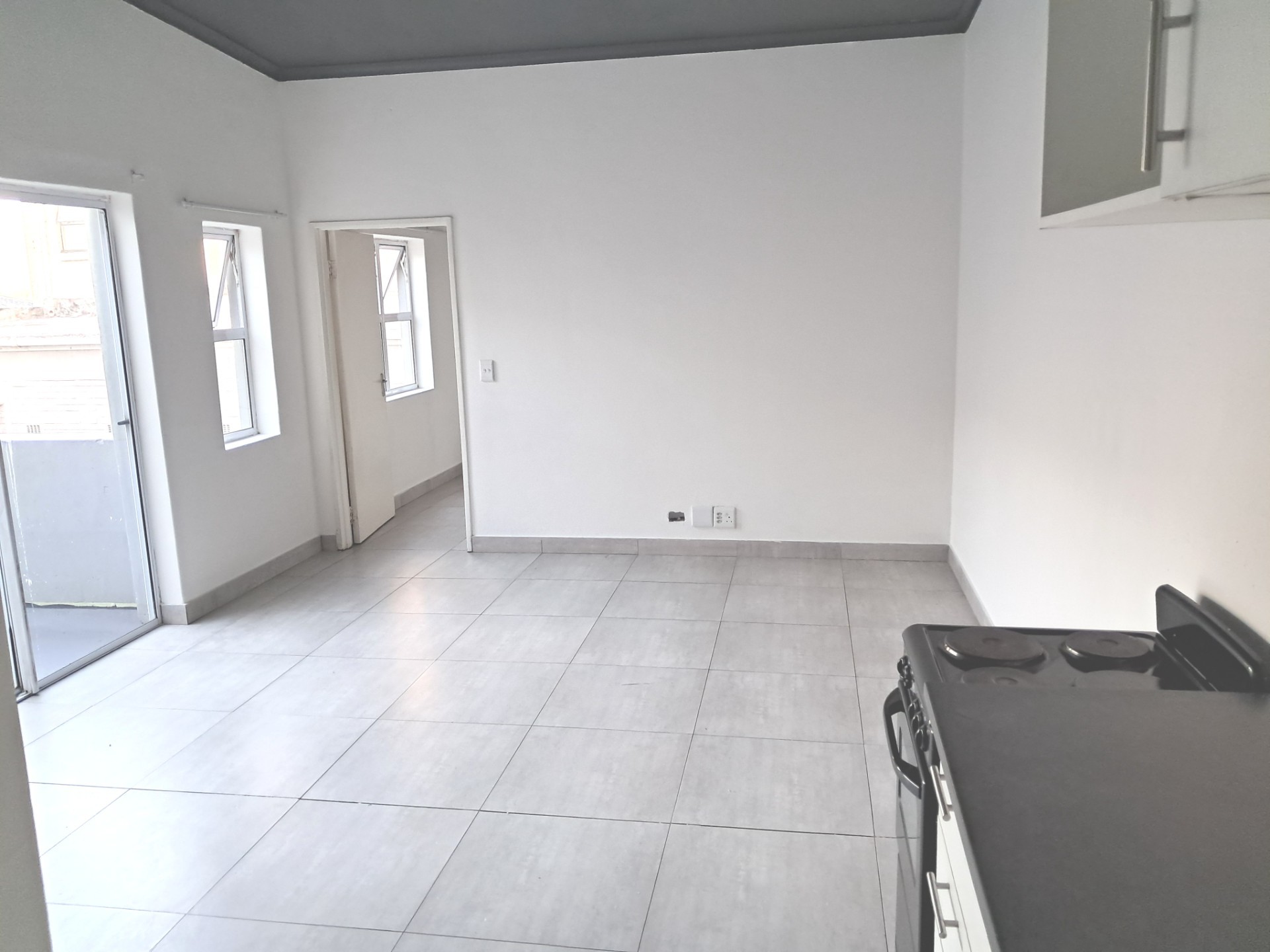 Unfurnished Two Bedroom apartment at Amstel Terraces