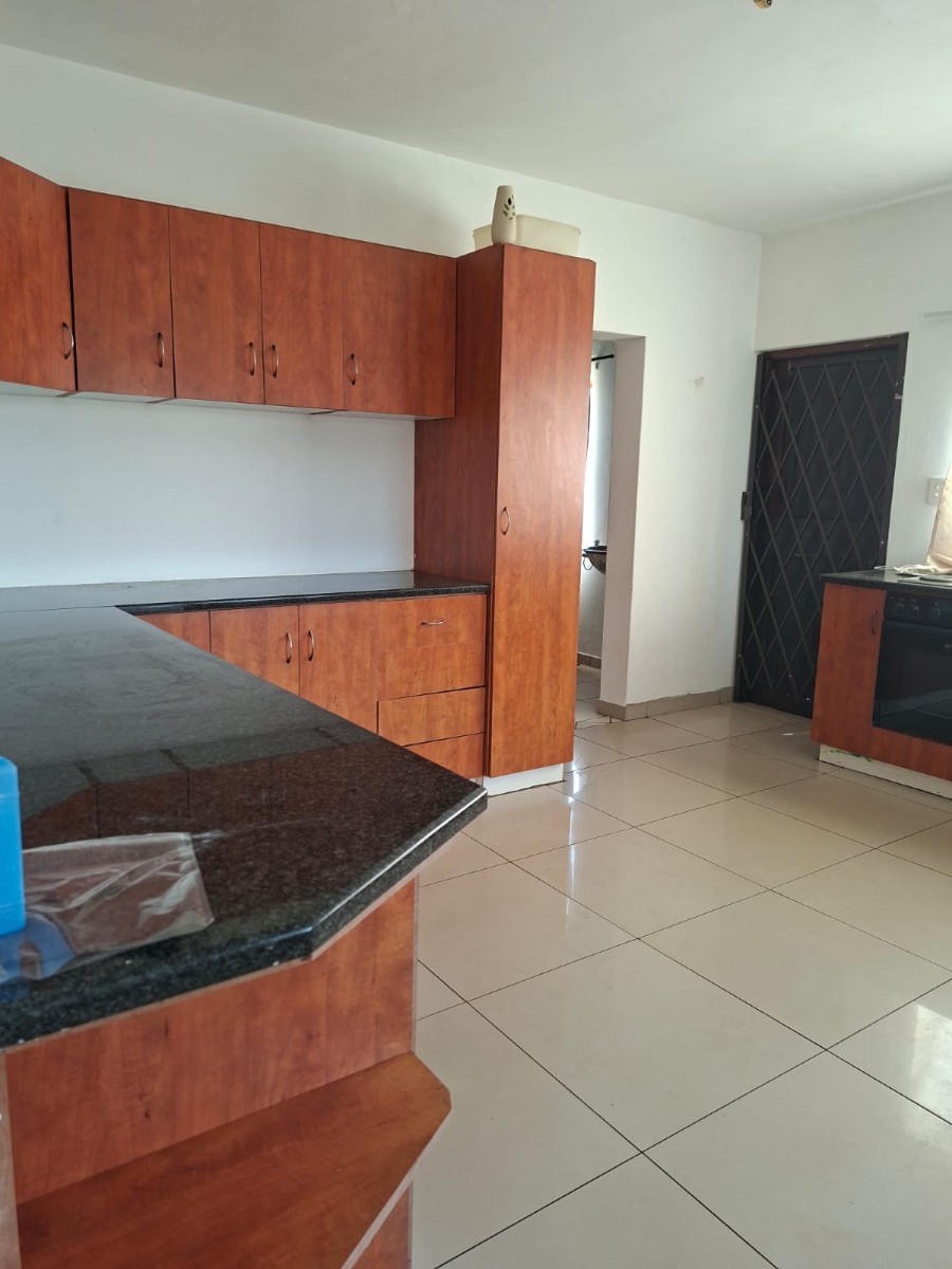 House For Sale in Trafalgar, South coast KwaZulu Natal