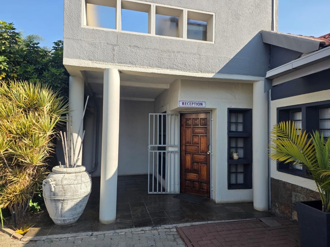 Office to Let In Monument Road