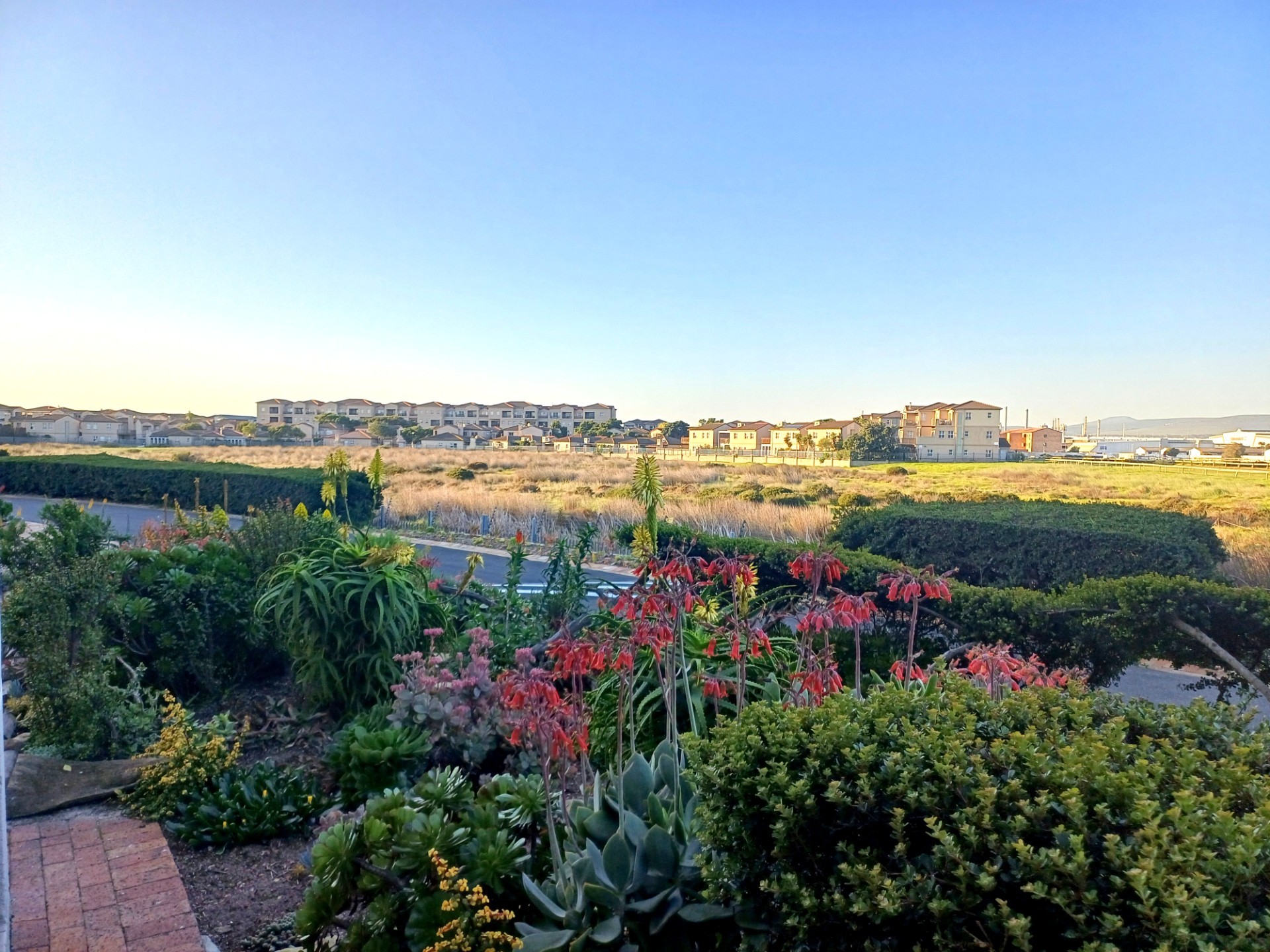 2 Bed 2 Bath Apartment To Rent in Royal Ascot, Milnerton