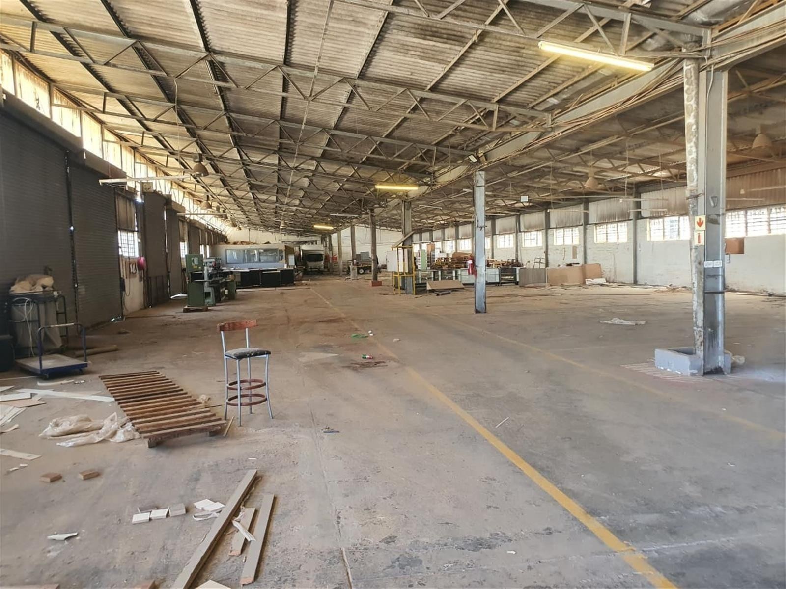 Warehouse To Rent in Deal Party, Port Elizabeth