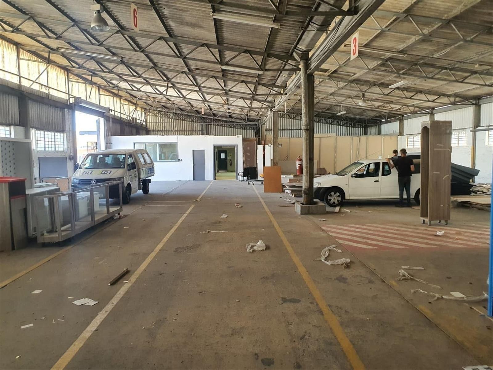 Warehouse To Rent in Deal Party, Port Elizabeth
