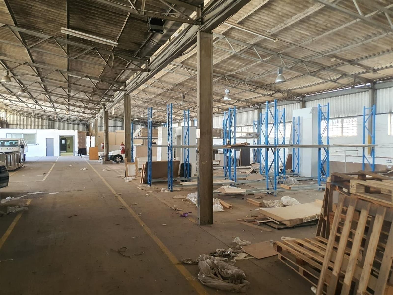 Warehouse To Rent in Deal Party, Port Elizabeth