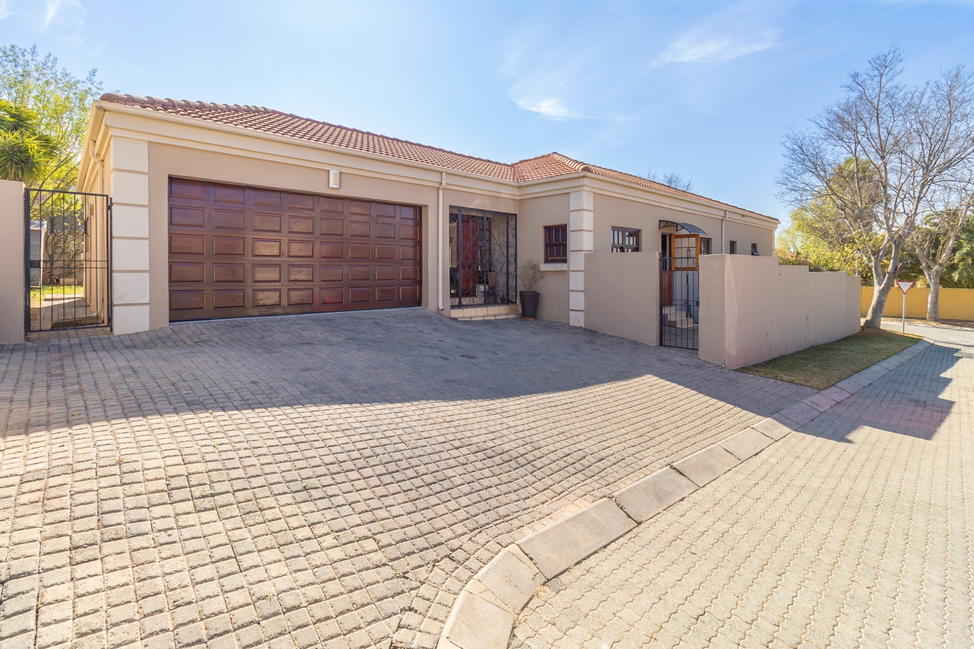 House for sale in Kyalami, Midrand, 265 m²