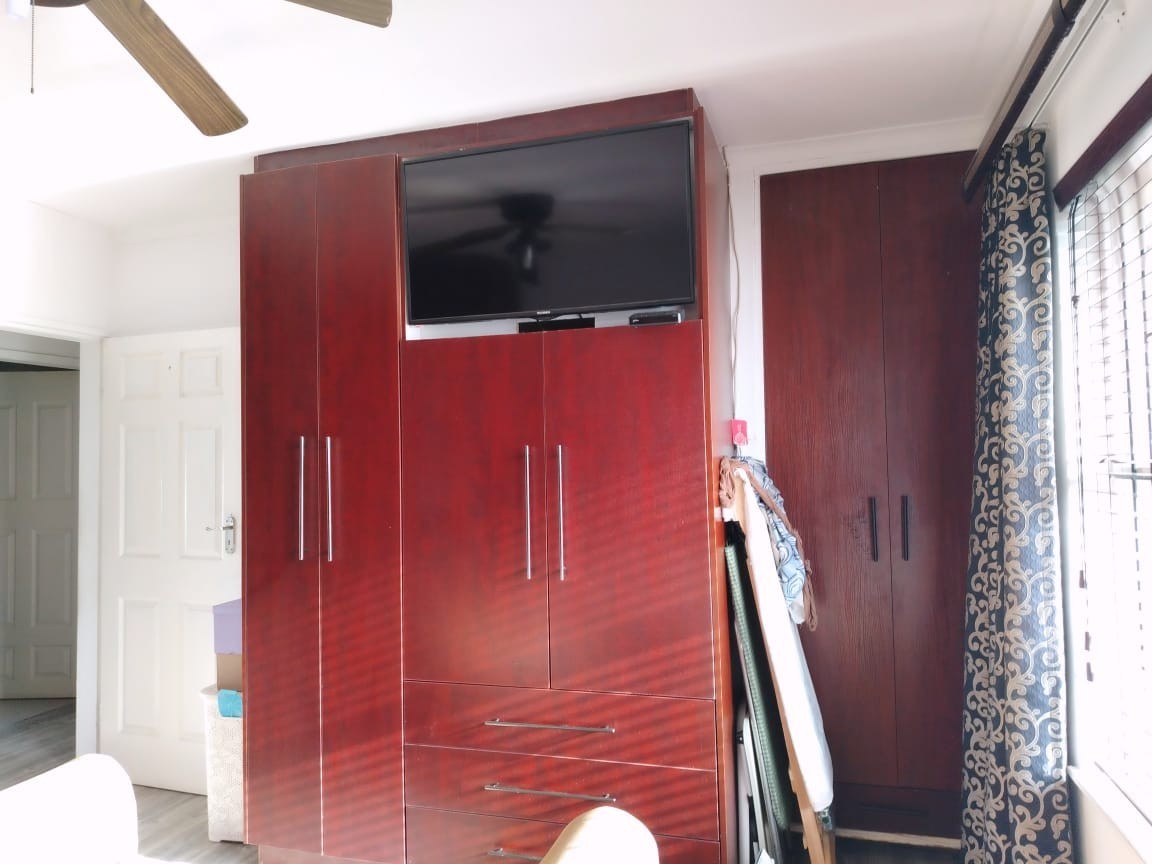 Apartment For Sale in Sidwel