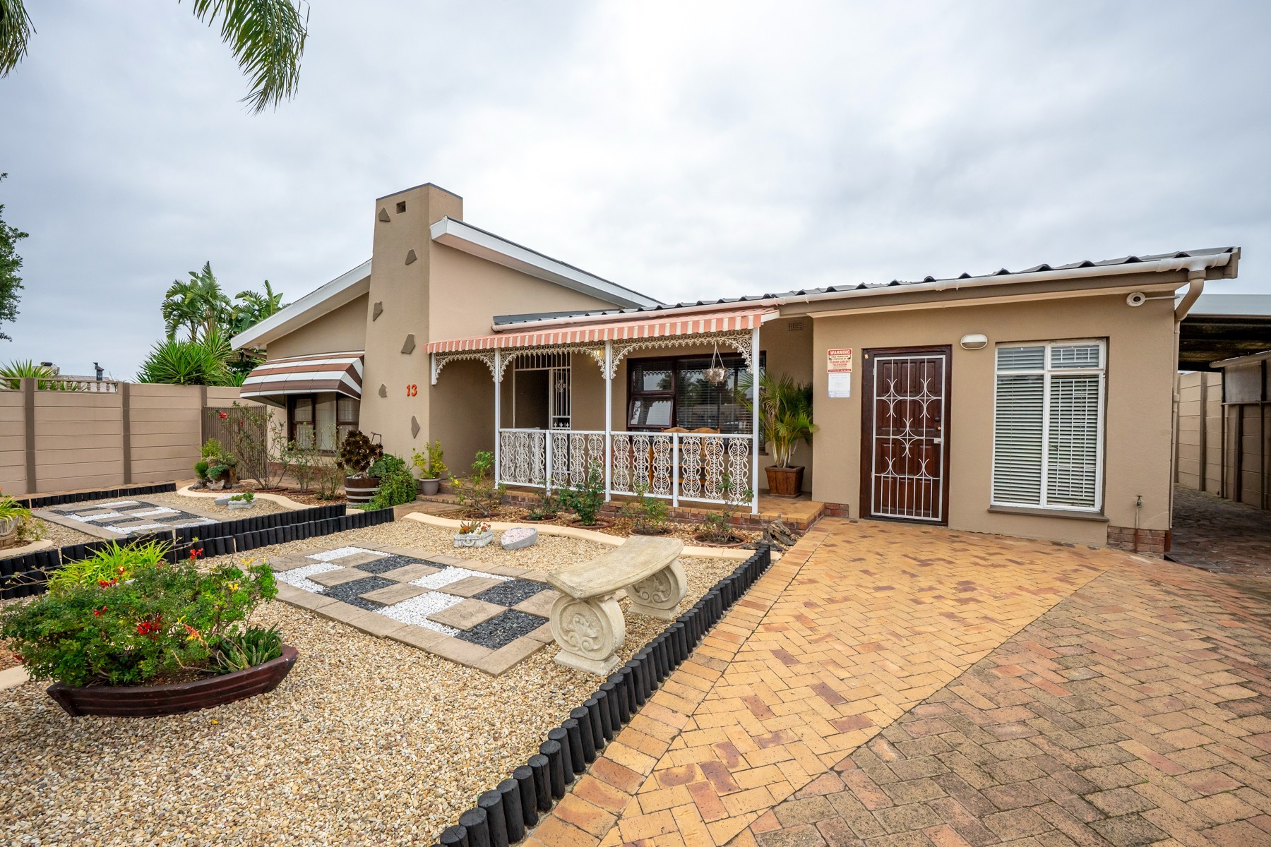 Immaculate Family Living in the Heart of Morgenster