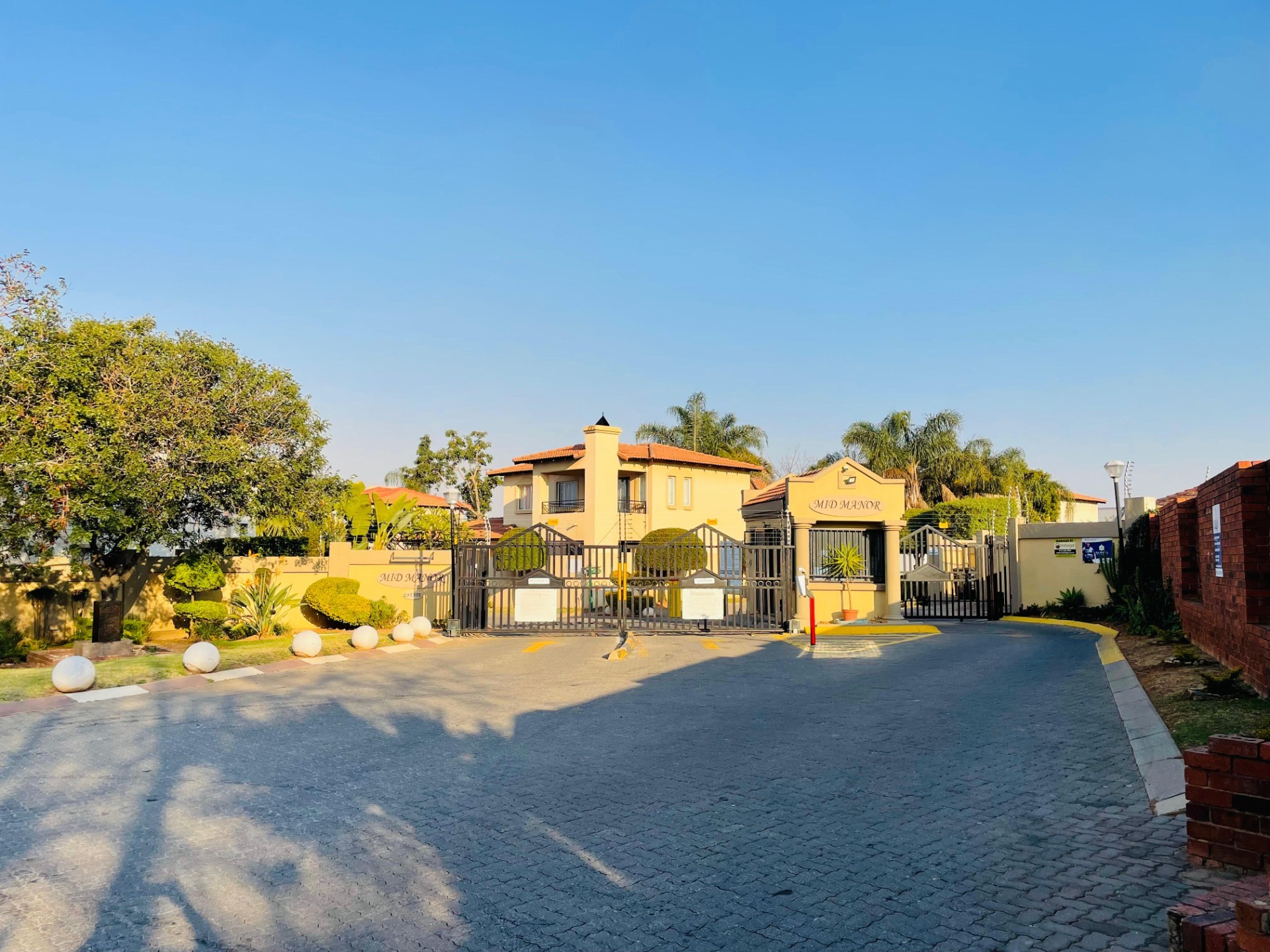House For Sale in Noordwyk, Midrand