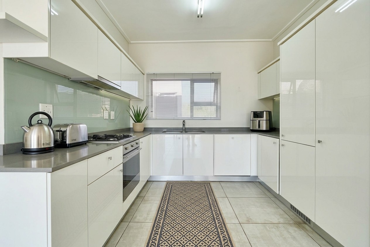 Modern 2 Bed, 2 Bath Penthouse in the Polofields Lifestyle Estate