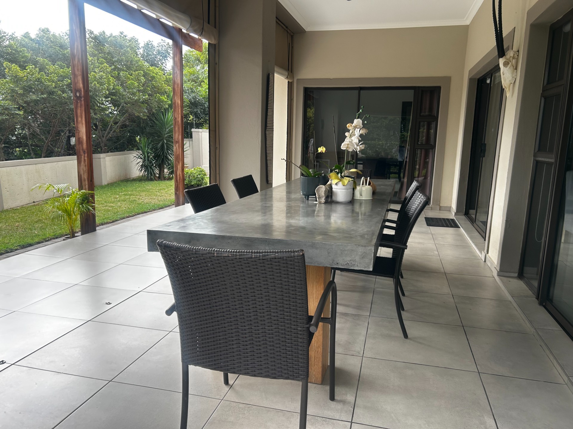 Exceptional Family Home in Prestigious Sheffield Beach