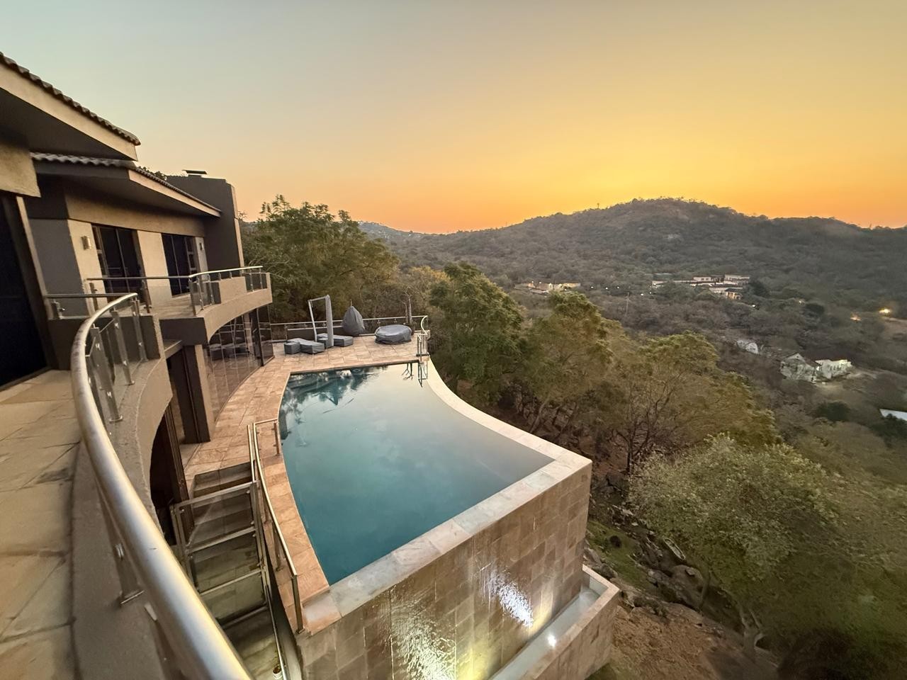 Living on the Edge with views forever