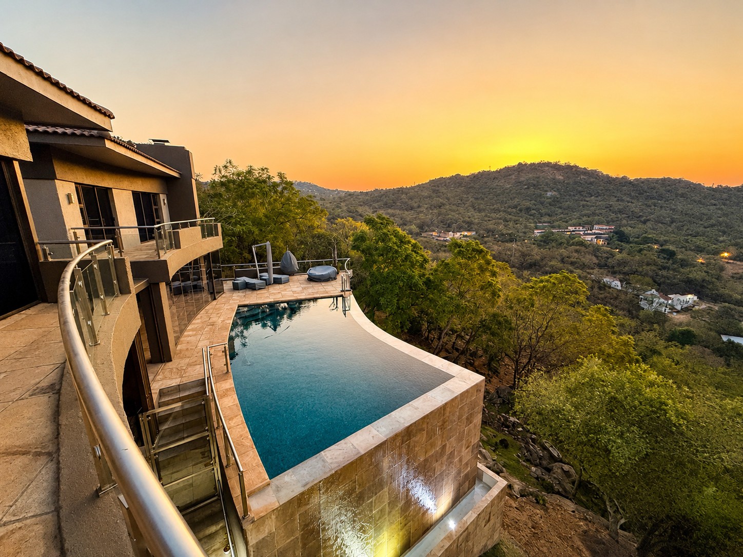 House for sale in Noordsig Landgoed Estate, Nelspruit, 900 m²