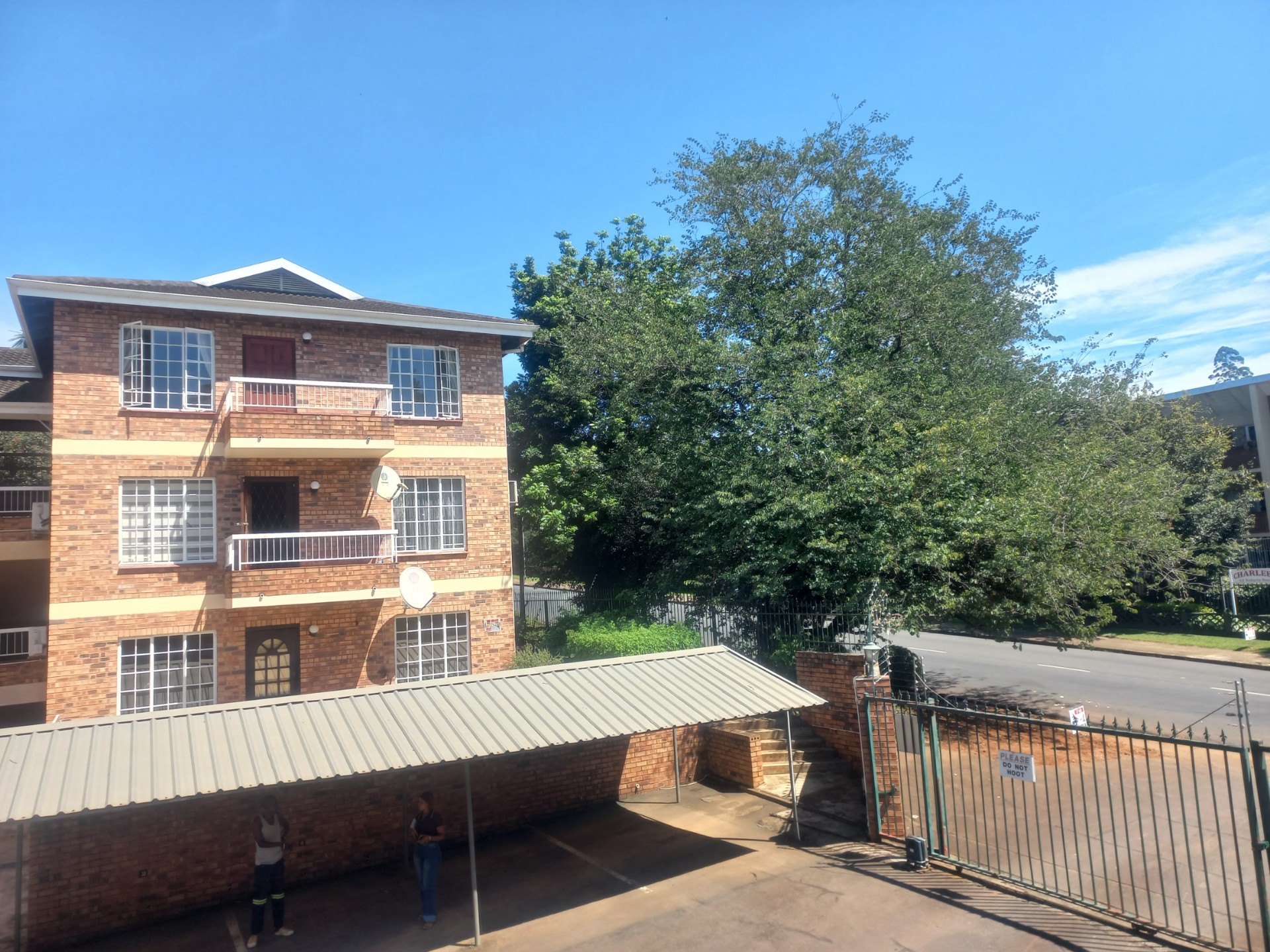 Apartment for sale in Clarendon, Pietermaritzburg, KwaZulu Natal, 5 Door 5 (1st floor), All saint court Complex, 53 Robert road, Clarendon, Pietermaritzburg, KwaZulu Natal, 68 m²
