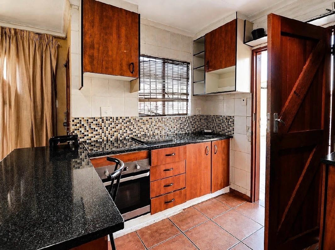 House For Sale in Noordwyk, Midrand
