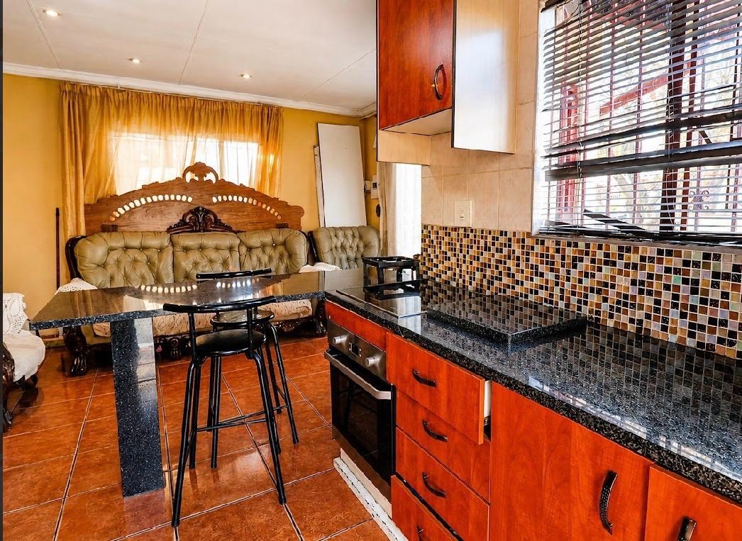 House For Sale in Noordwyk, Midrand