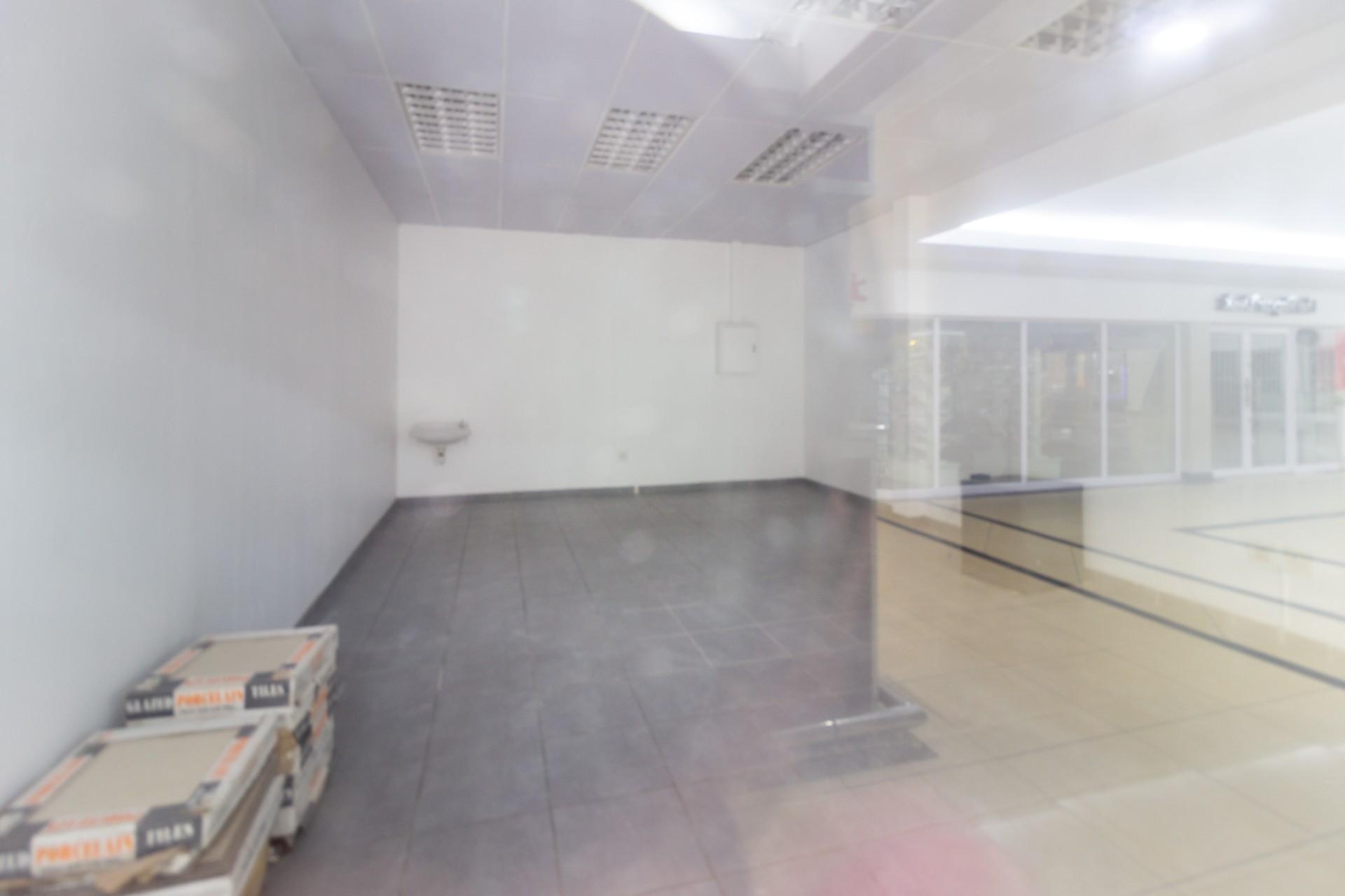 Ground Floor Retail Shop to Let in Summerstrand | 37 sqm