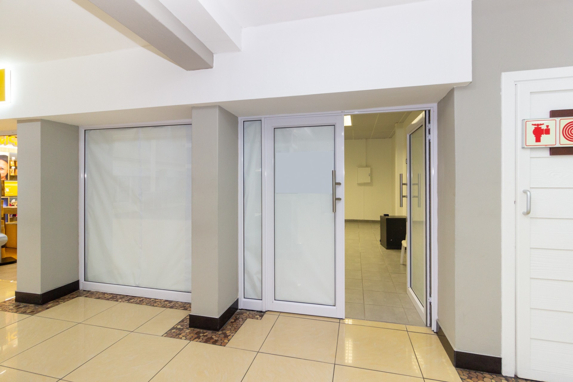 Ground Floor Retail Shop to Let in Summerstrand | 37 sqm