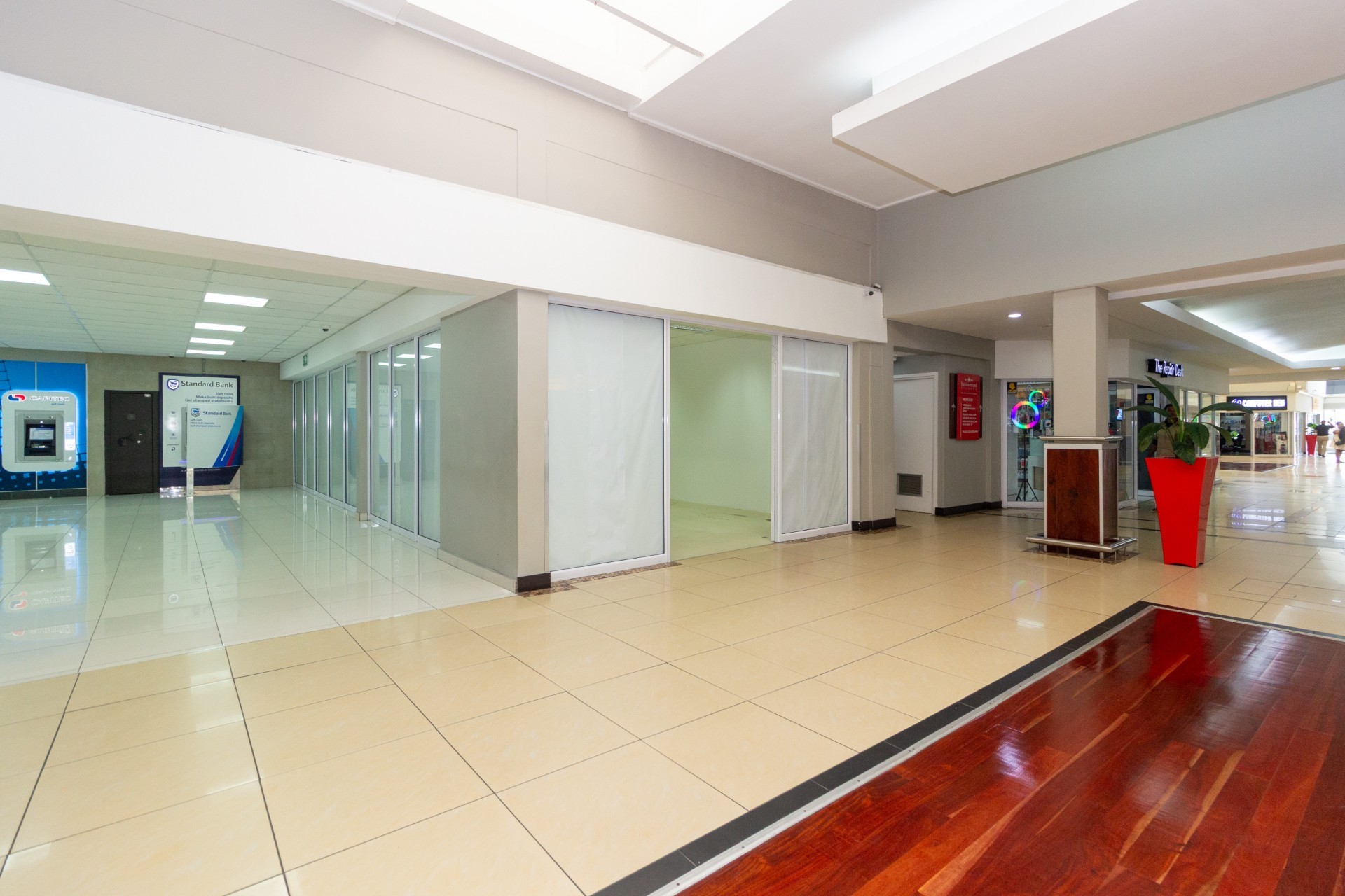 Retail Shop to Let in Summerstrand | 90 sqm