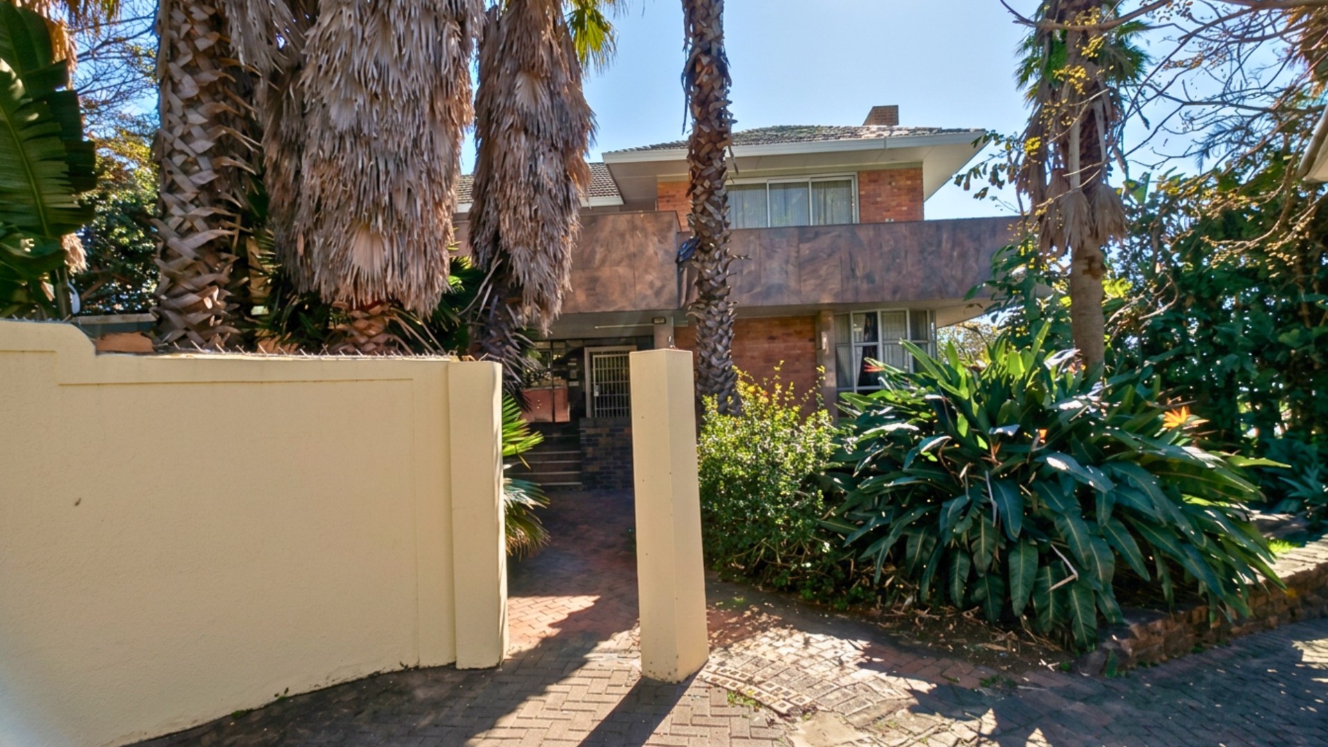 Exceptional Property with Versatile Accommodation Potential in Selborne