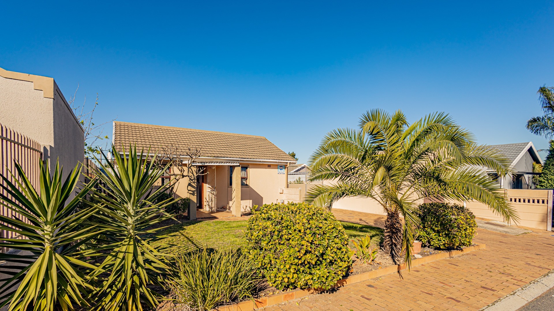 Secure Living in De Tuin - The Perfect Starter or Downsizer!