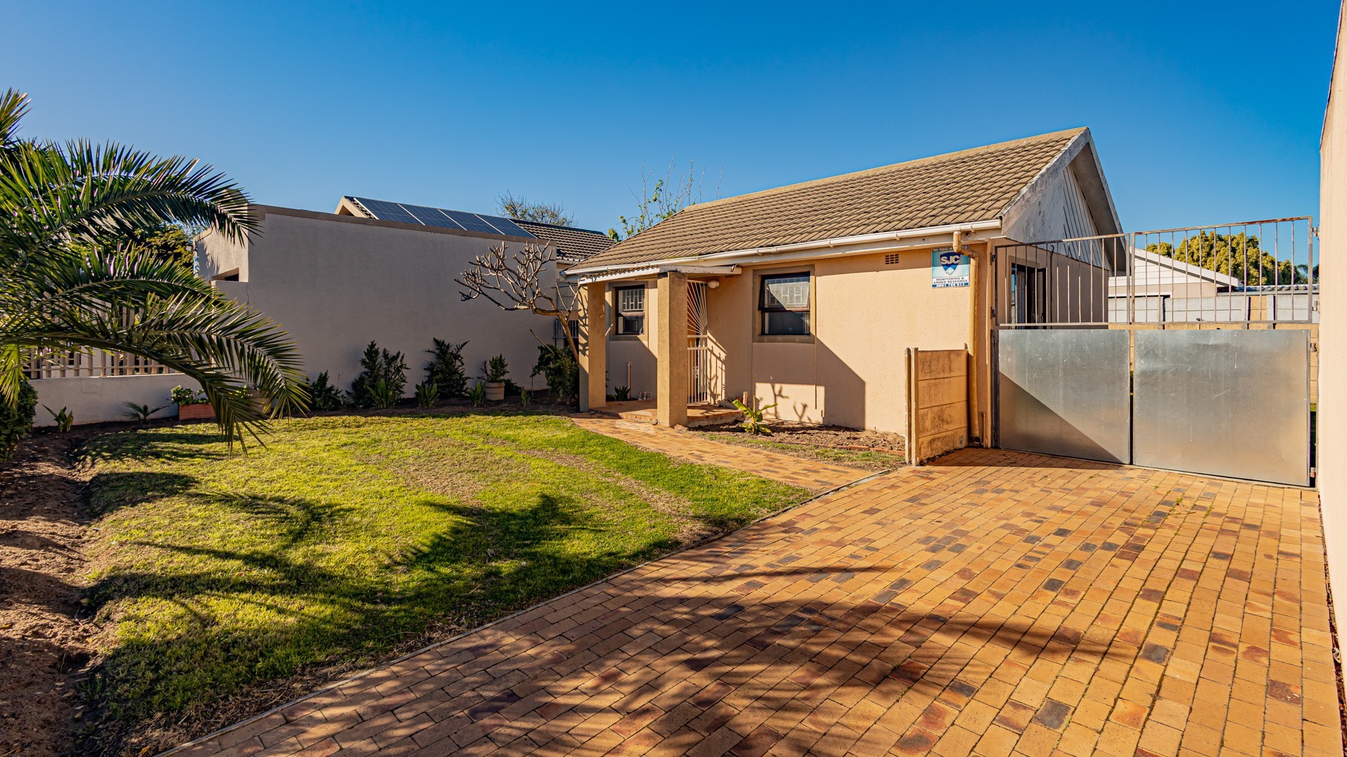 Secure Living in De Tuin - The Perfect Starter or Downsizer!