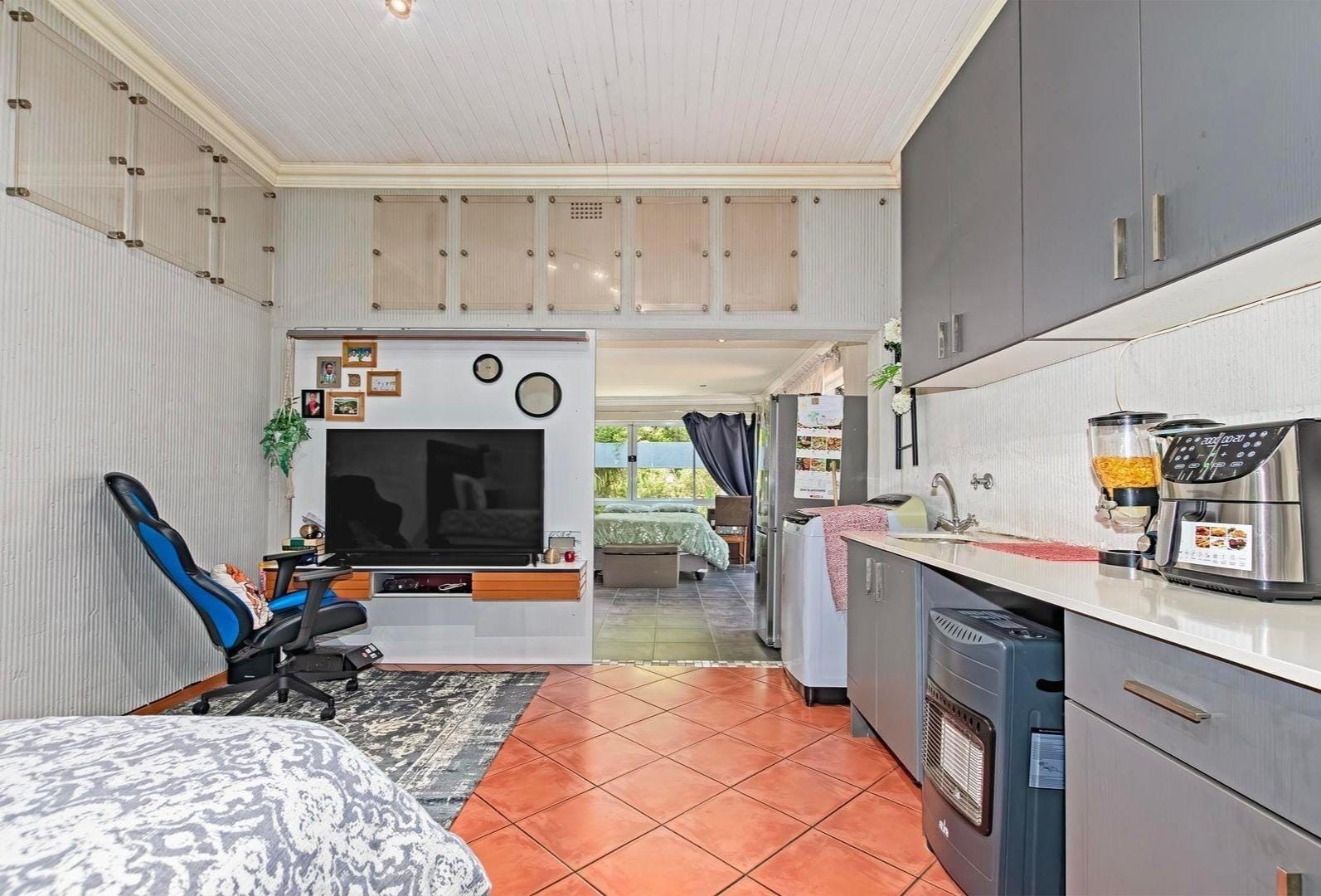 Batchelor to Rent in Lyndhurst, Johannesburg