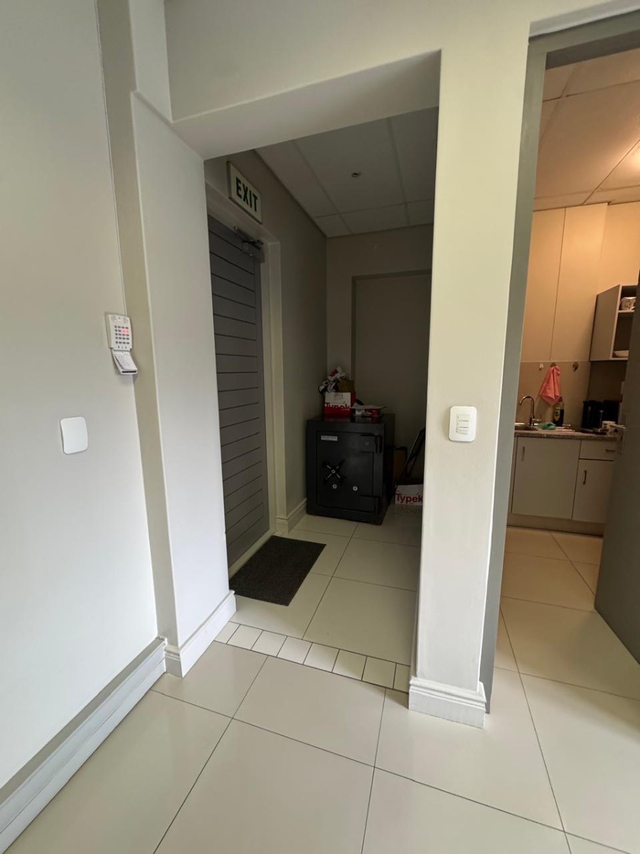 52m² Office Space TO LET | Park Central 1 | Durbanville