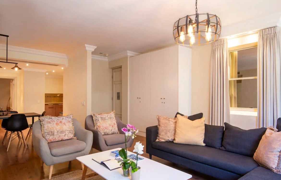Live Like Royalty at Cape Royale in Green Point