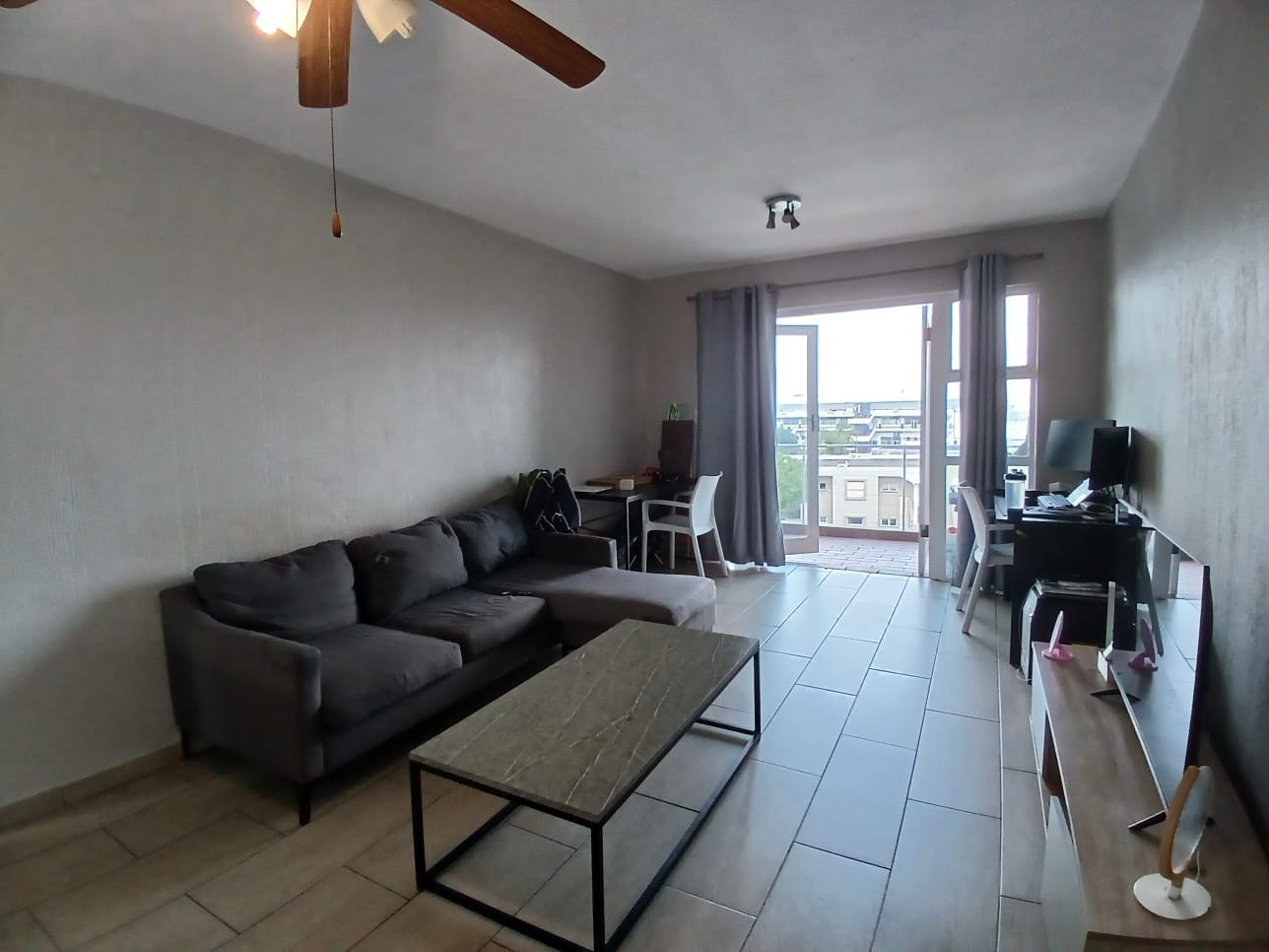 Apartment To Rent in Greyville, Durban, KwaZulu Natal