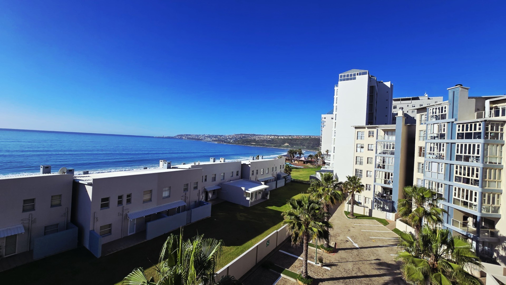 Apartment For Sale in Diaz Beach, Mossel Bay
